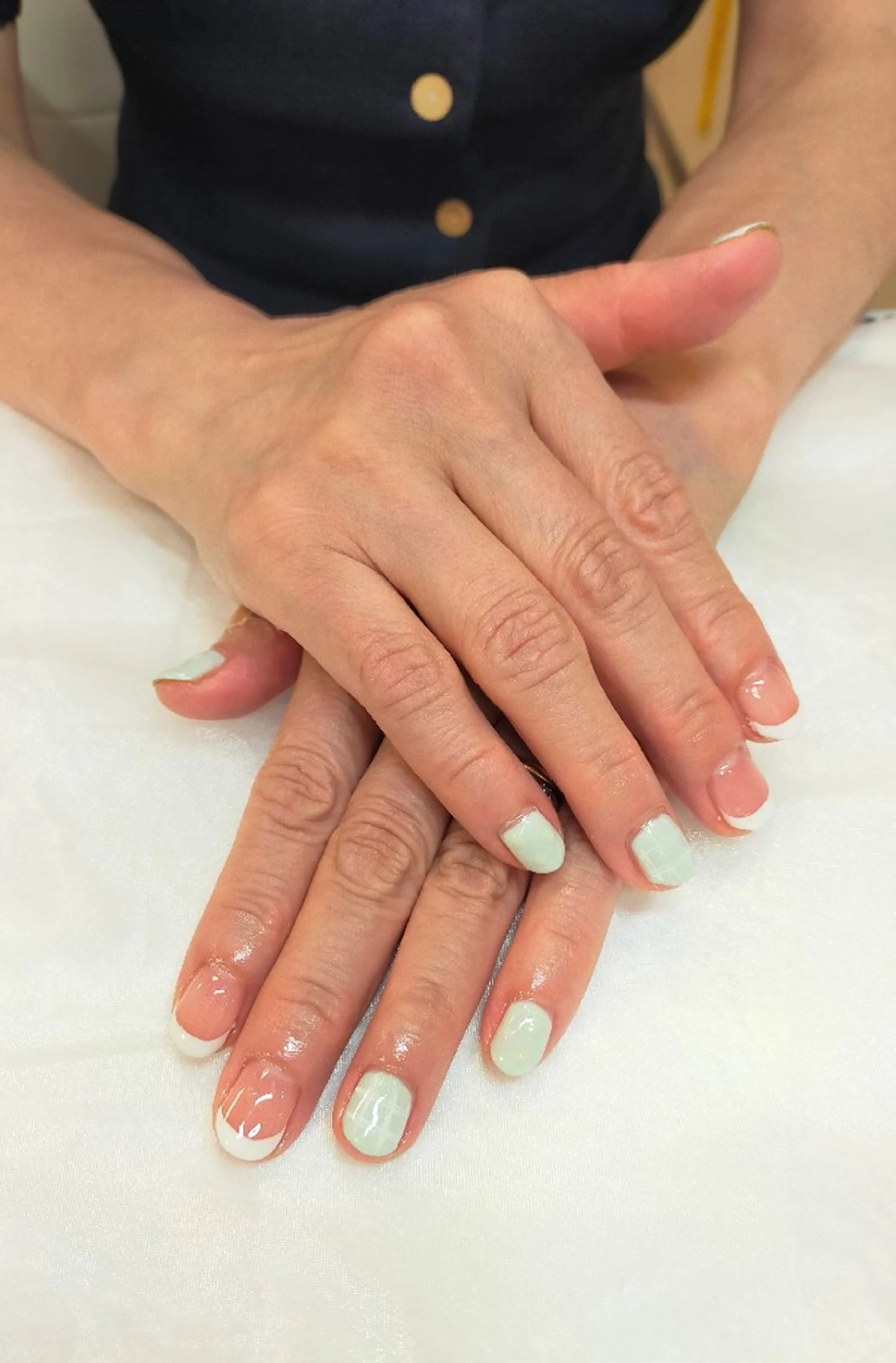 ネイル フレンチネイル ニュアンスネイル 夏ネイル maruyasu. yのネイルデザイン