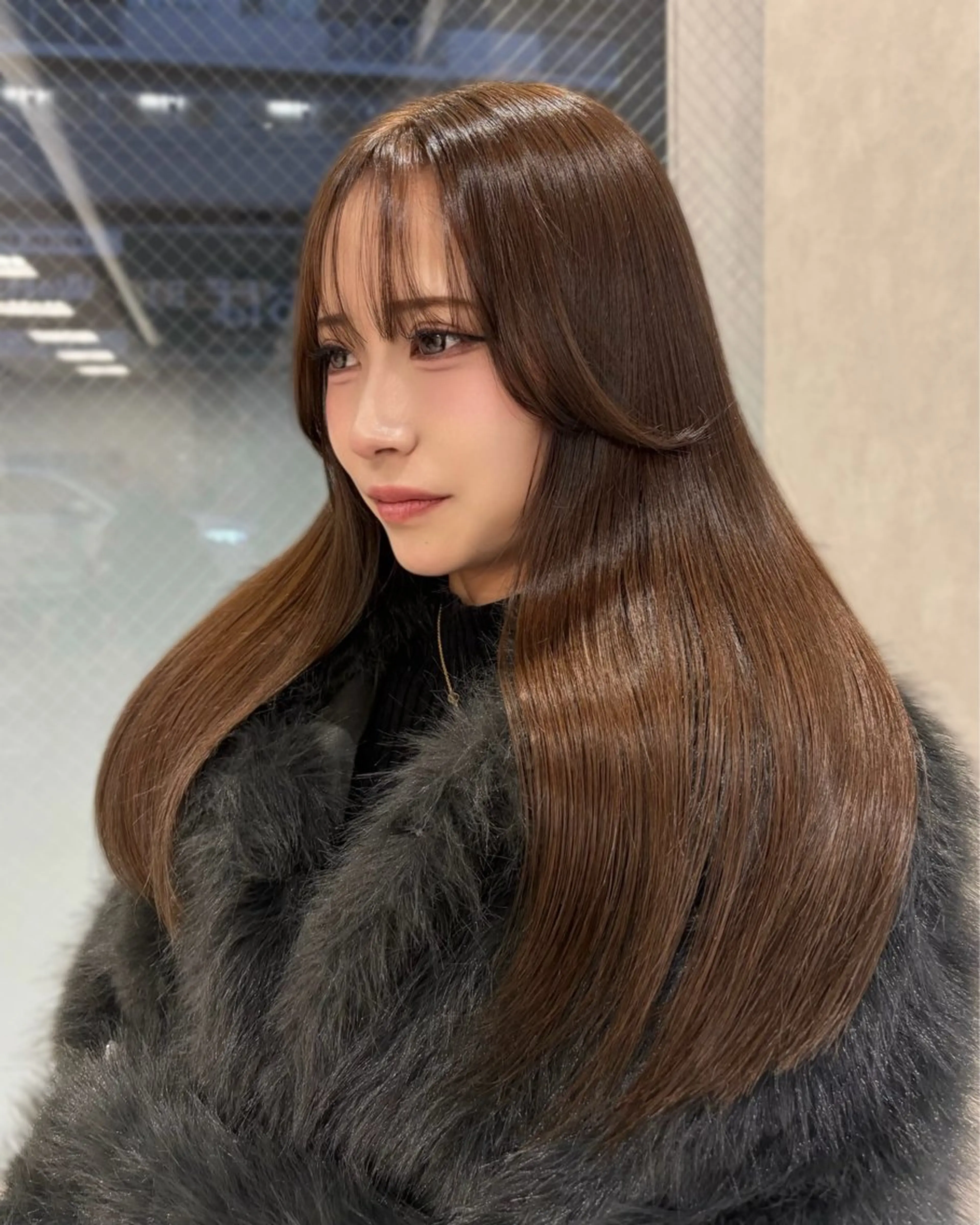 ロング カラー カット ヘアカラー トリートメント 韓国レイヤーカット/ くすみカラー/モモのヘアスタイル