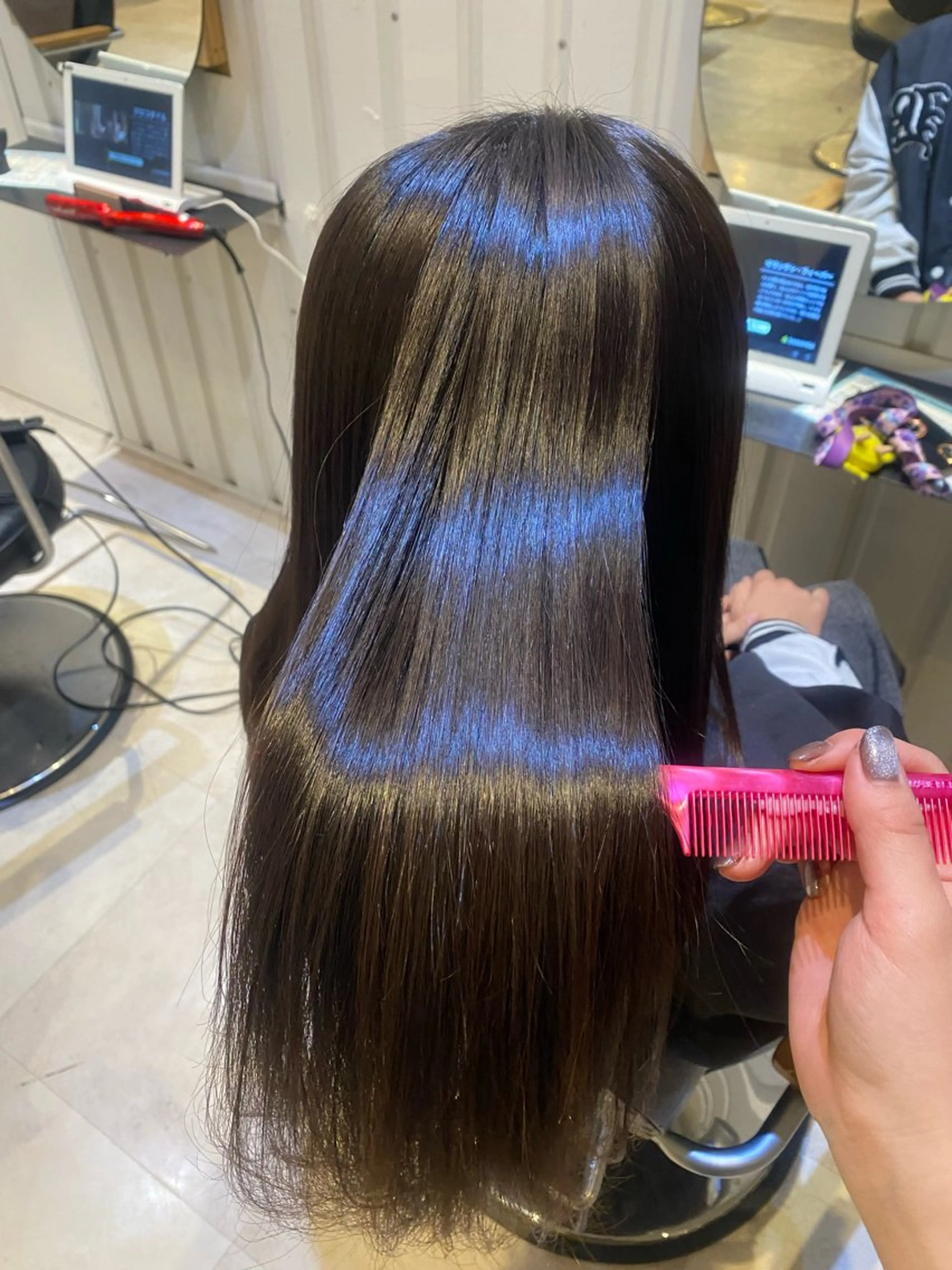 ロング 髪質改善＆トリートメント over hair所沢店所属・韓国風/レイヤー/ 𝑵𝒂𝒏𝒂🩶のヘアスタイル