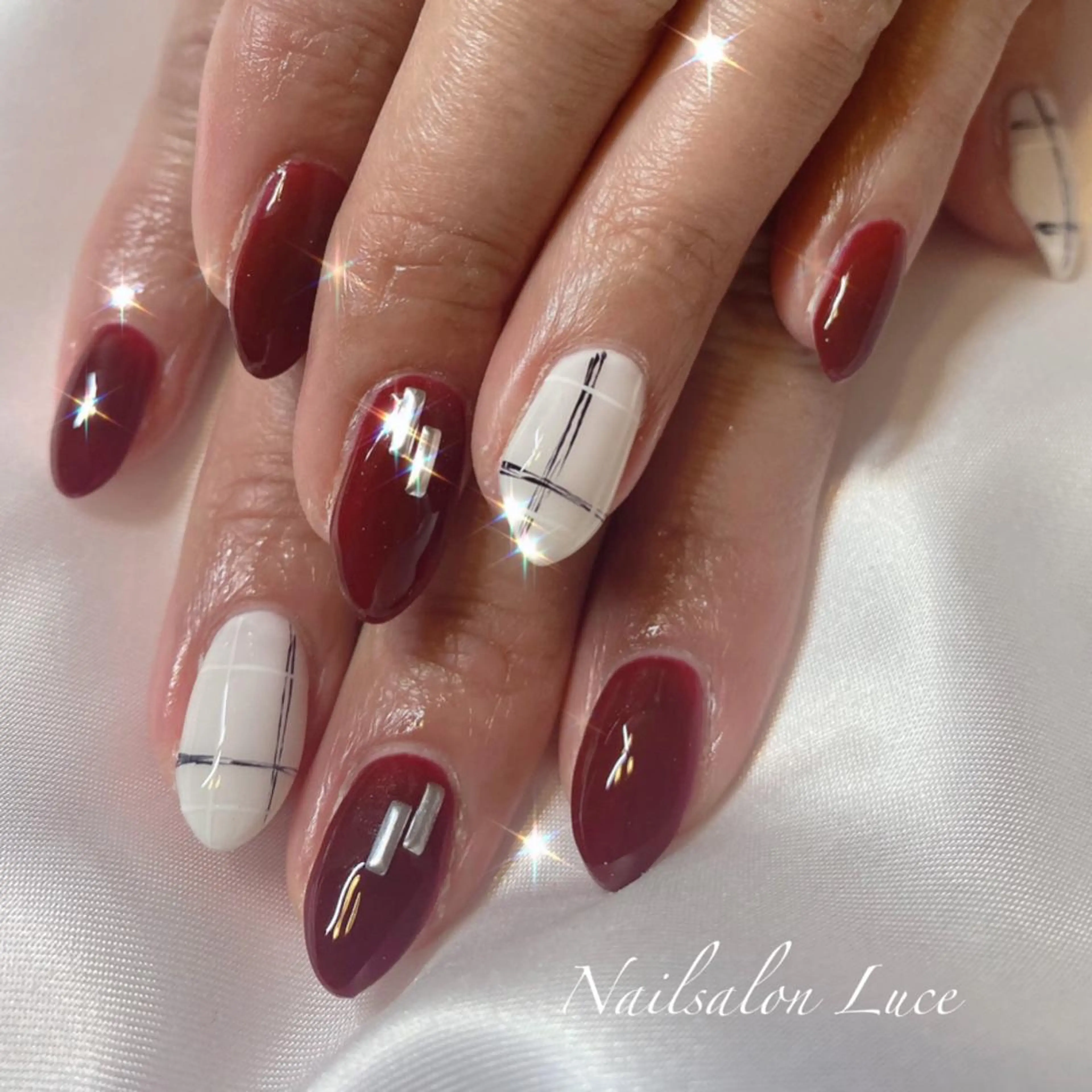ネイル ボルドー ジェルネイル ワンカラーネイル ネイル& 脱毛サロン　Lのマツエク・マツパデザイン