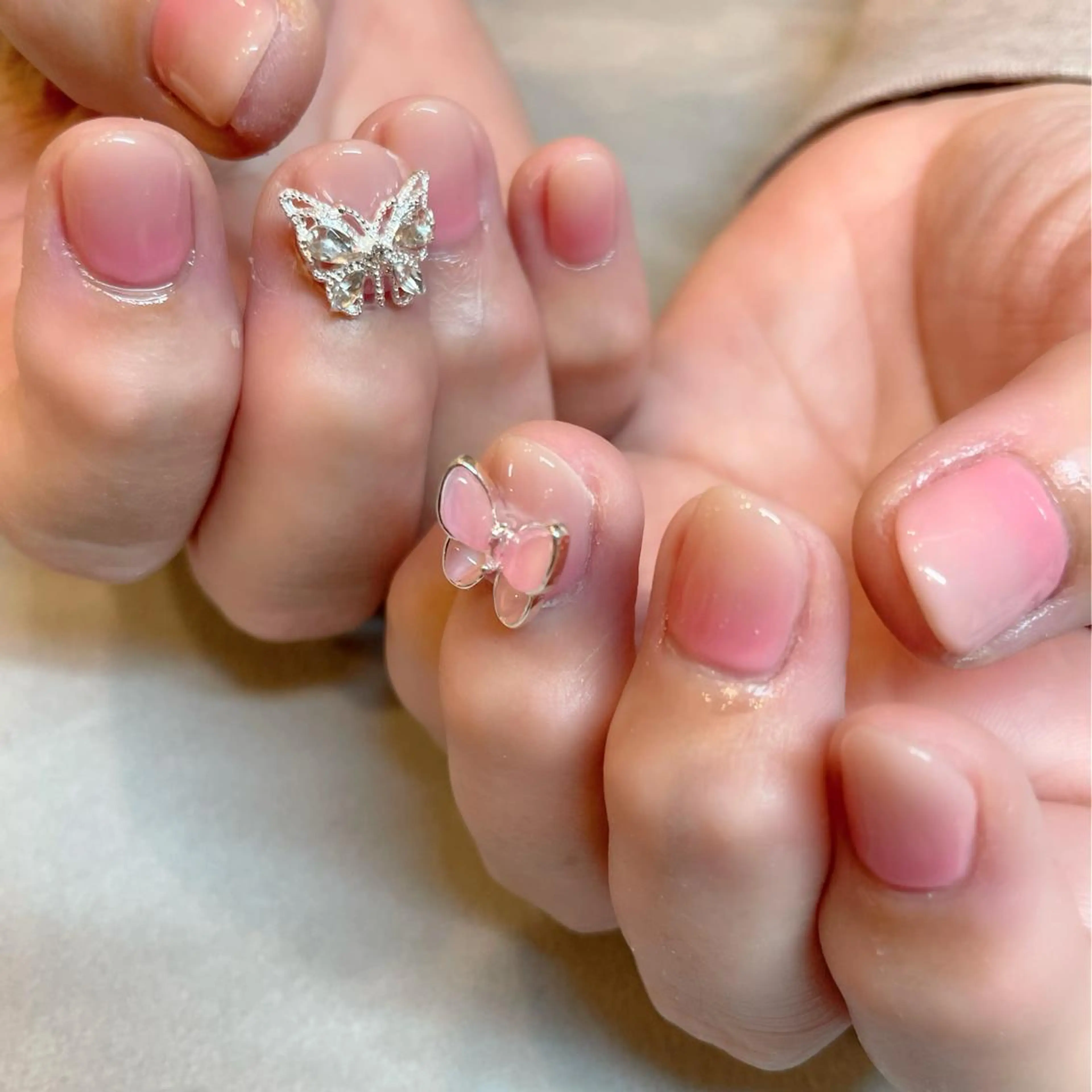 ネイル Serenity by Mari所属・Shinozaki mariのネイルデザイン