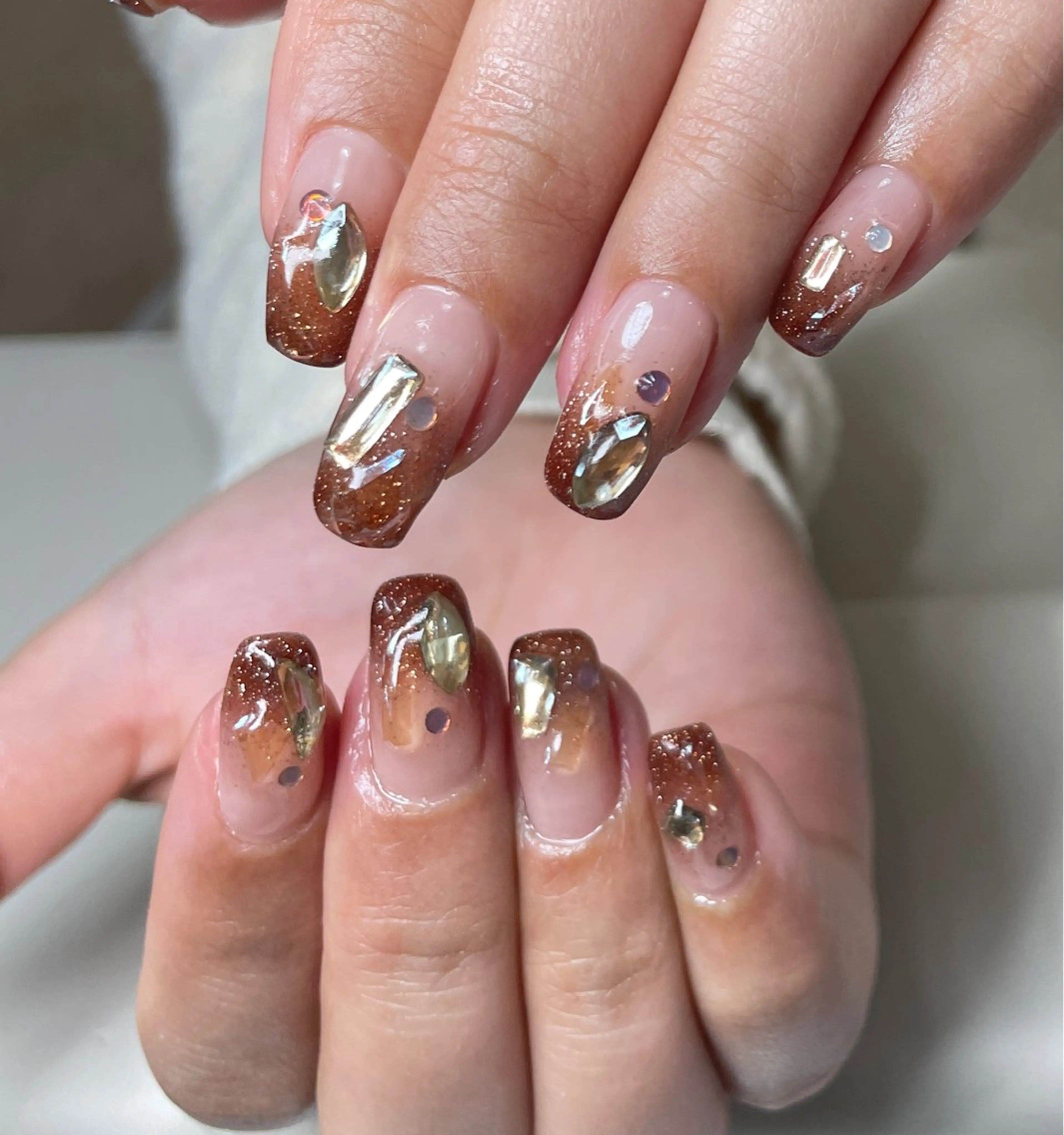 ネイル AngelChris ビューティーサロンのネイルデザイン