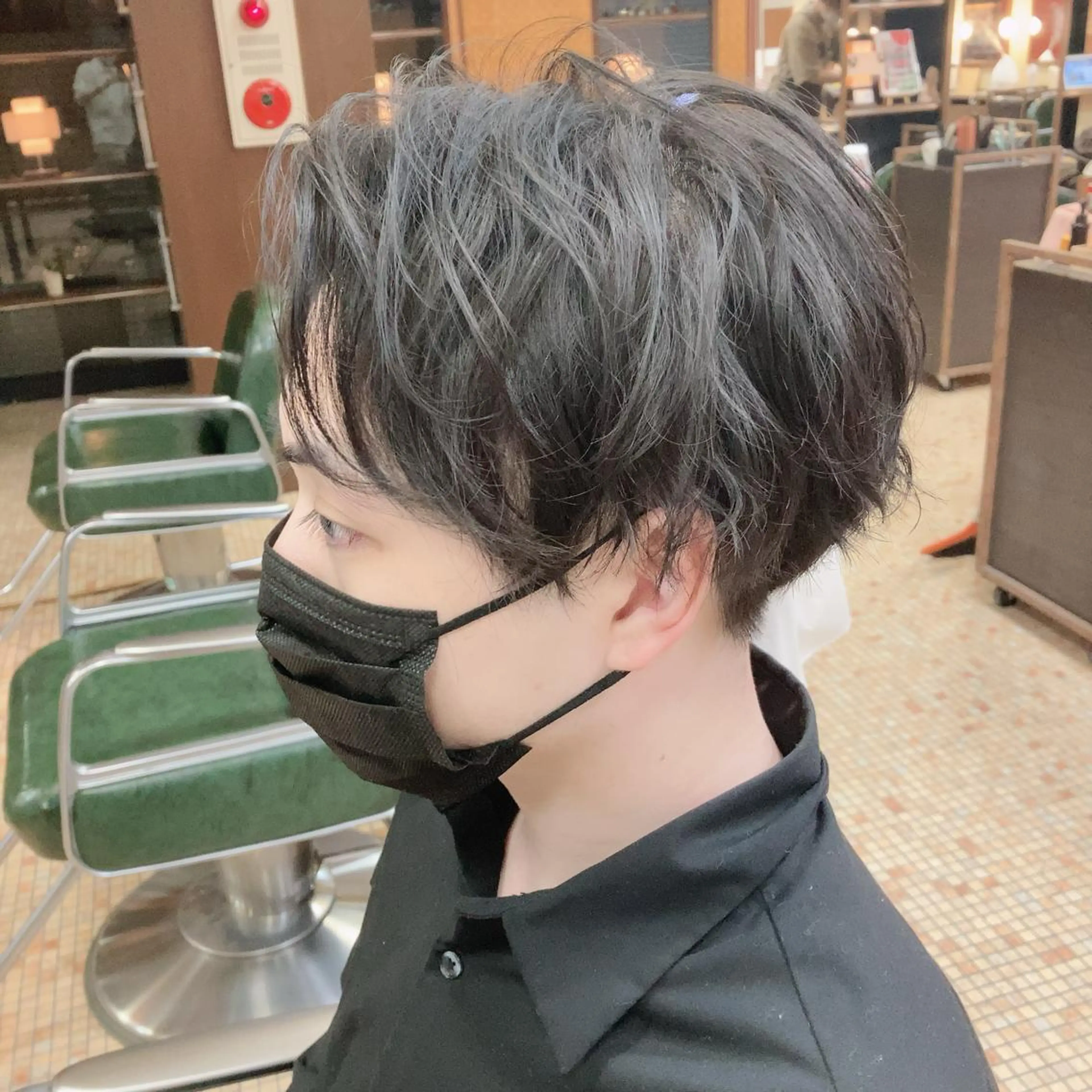 ショート パーマ メンズ センターパート メンズパーマ ニュアンスパーマ tip・top所属・中尾 柊斗のヘアスタイル