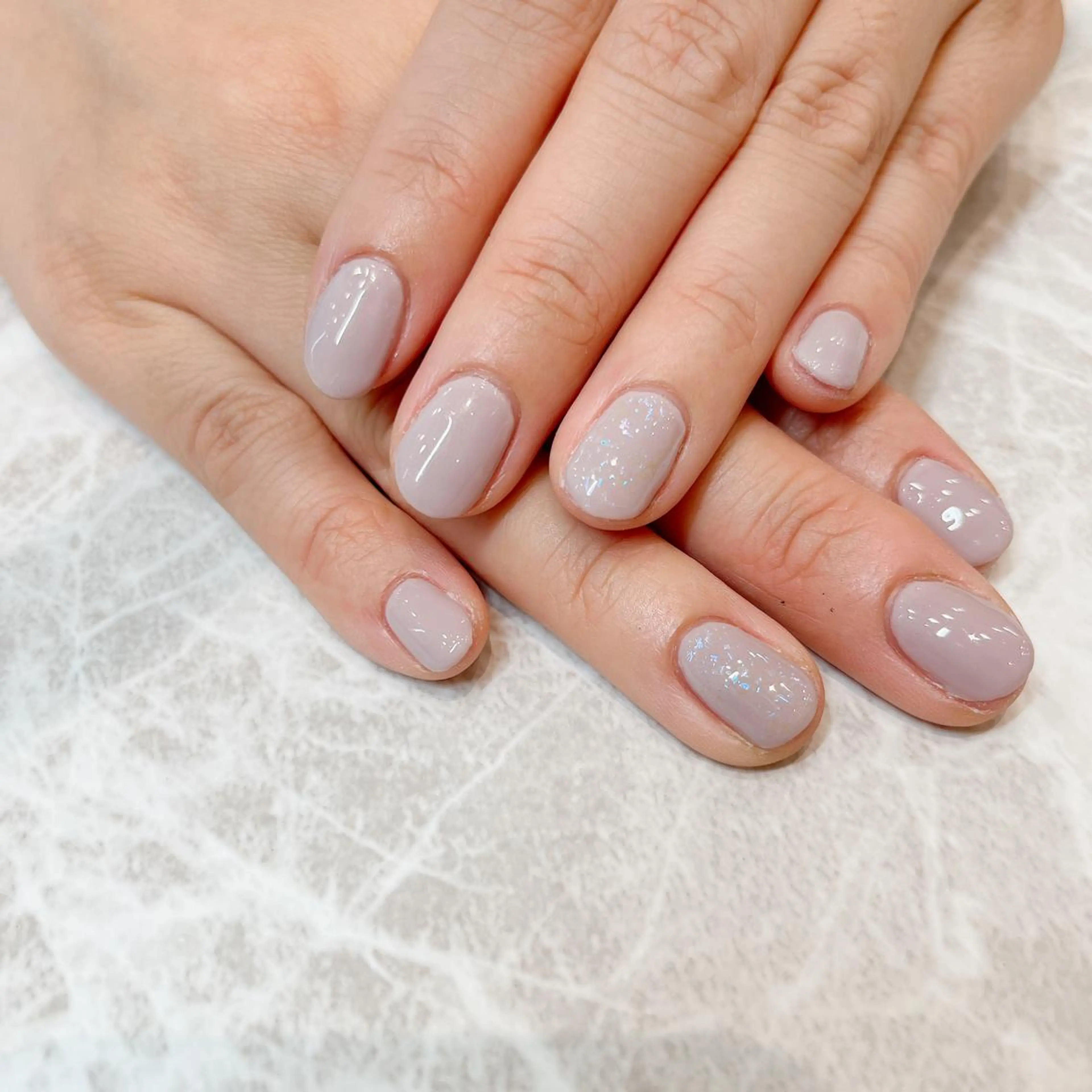 ネイル シンプルネイル ハンドネイル 関谷 真登佳のネイルデザイン