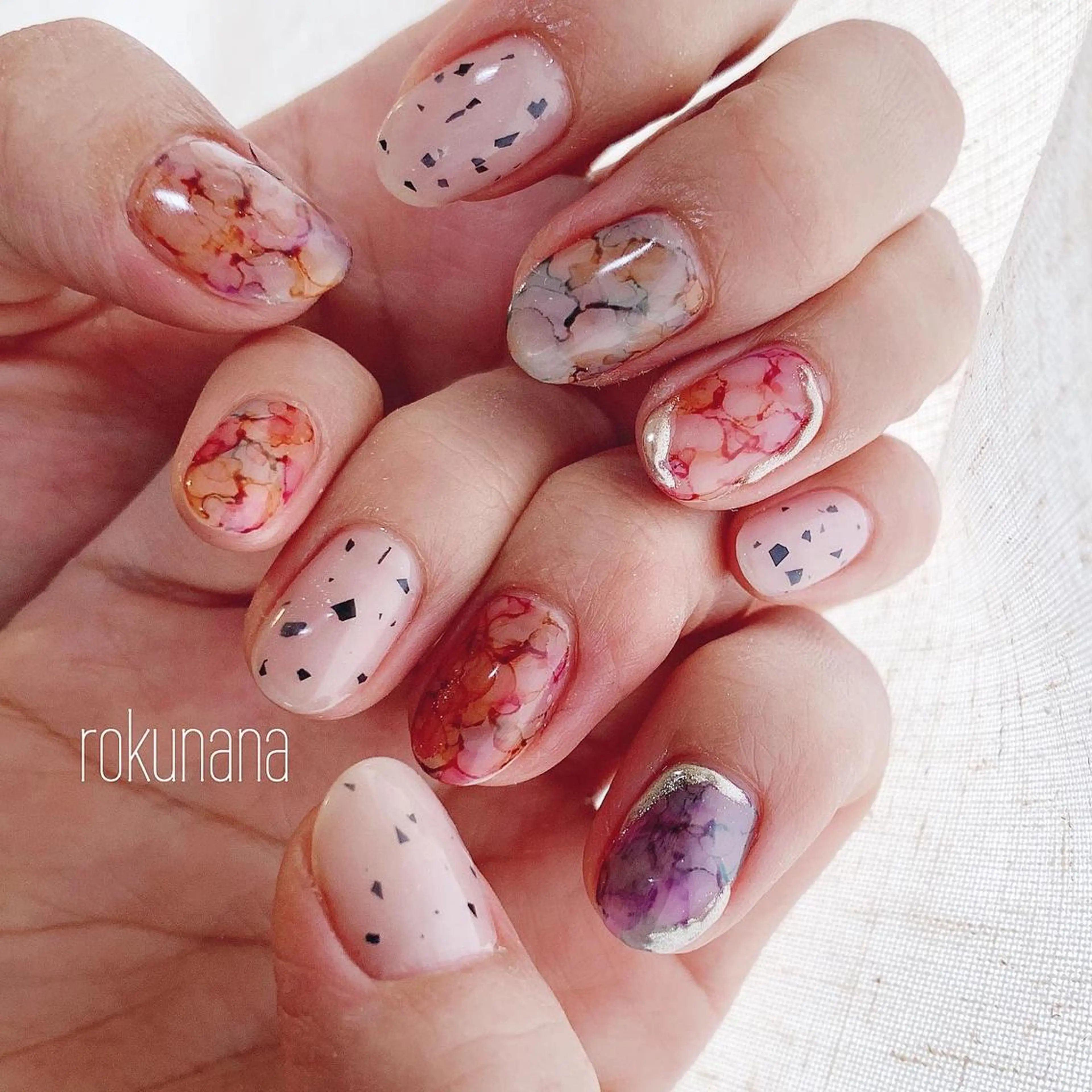 ネイル rokunana 佐野のネイルデザイン