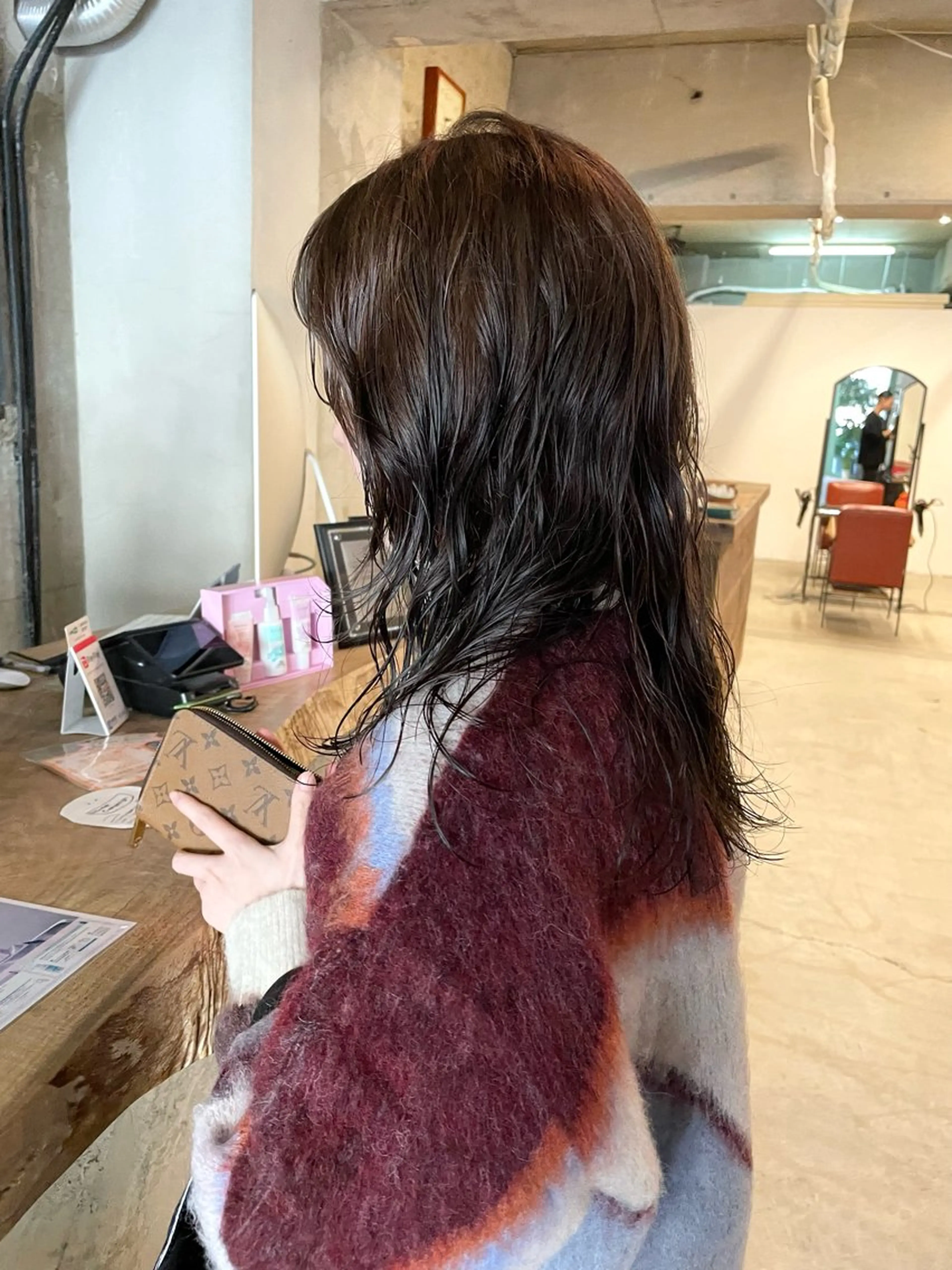 セミロング パーマ パーマ/レイヤー 岩山丈一郎のヘアスタイル