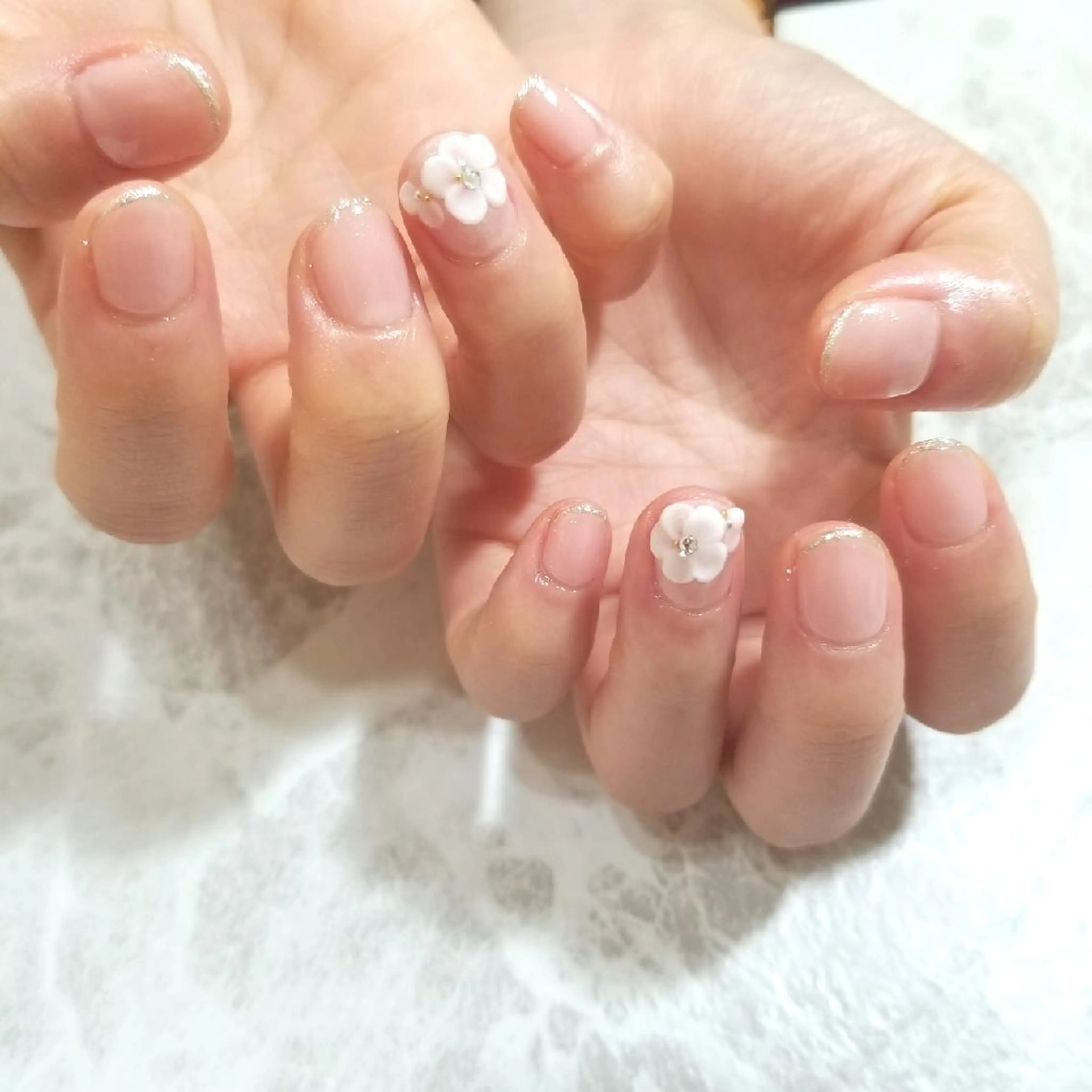 ネイル ブライダルネイル ハンドネイル nailatelier nijiiro.所属・nijiiro🌈 サトウのネイルデザイン