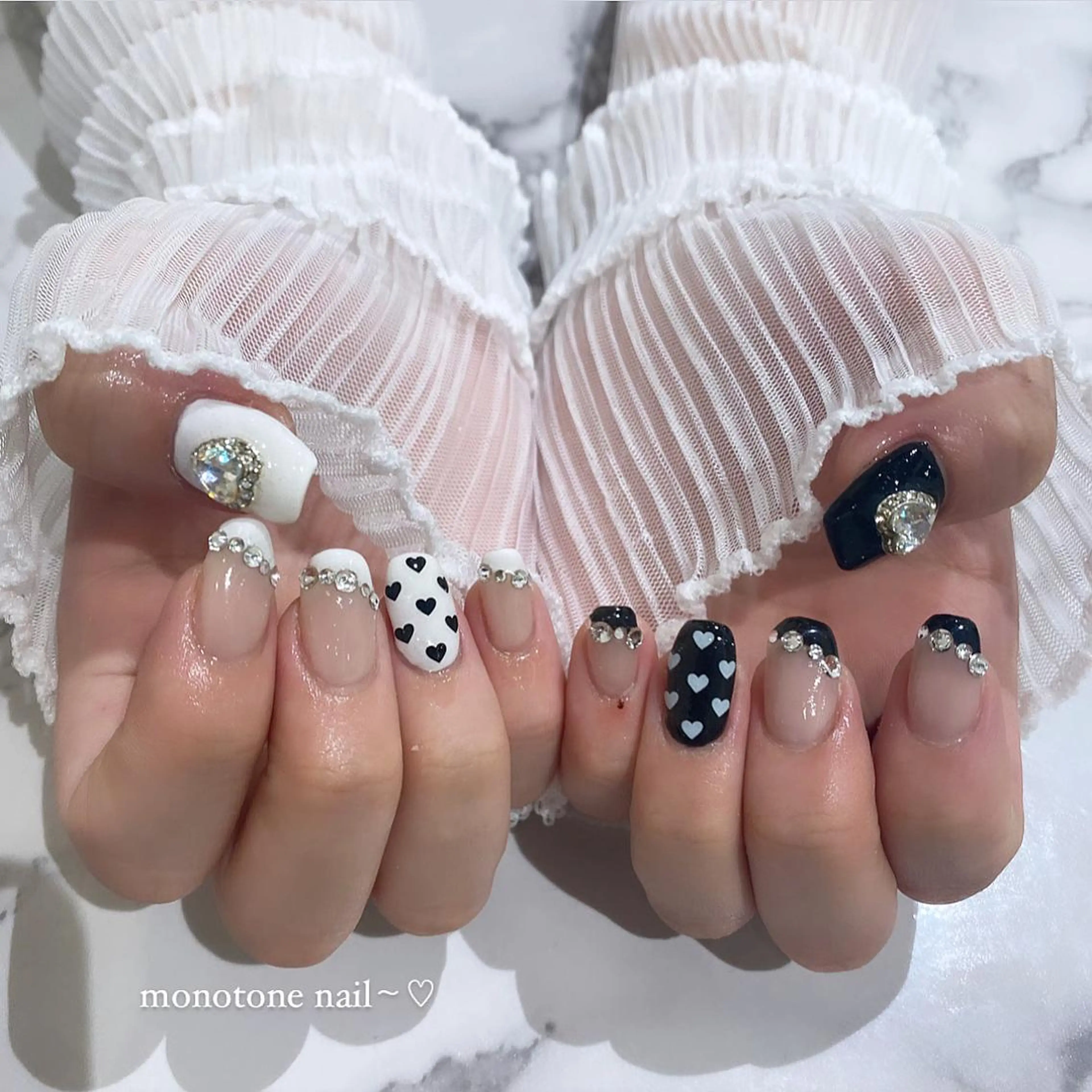 ネイル フレンチネイル ガーリー 韓国ネイル PLATINUM DOLL【プラチナムドール】所属・ひろこ eyelist🎀のマツエク・マツパデザイン