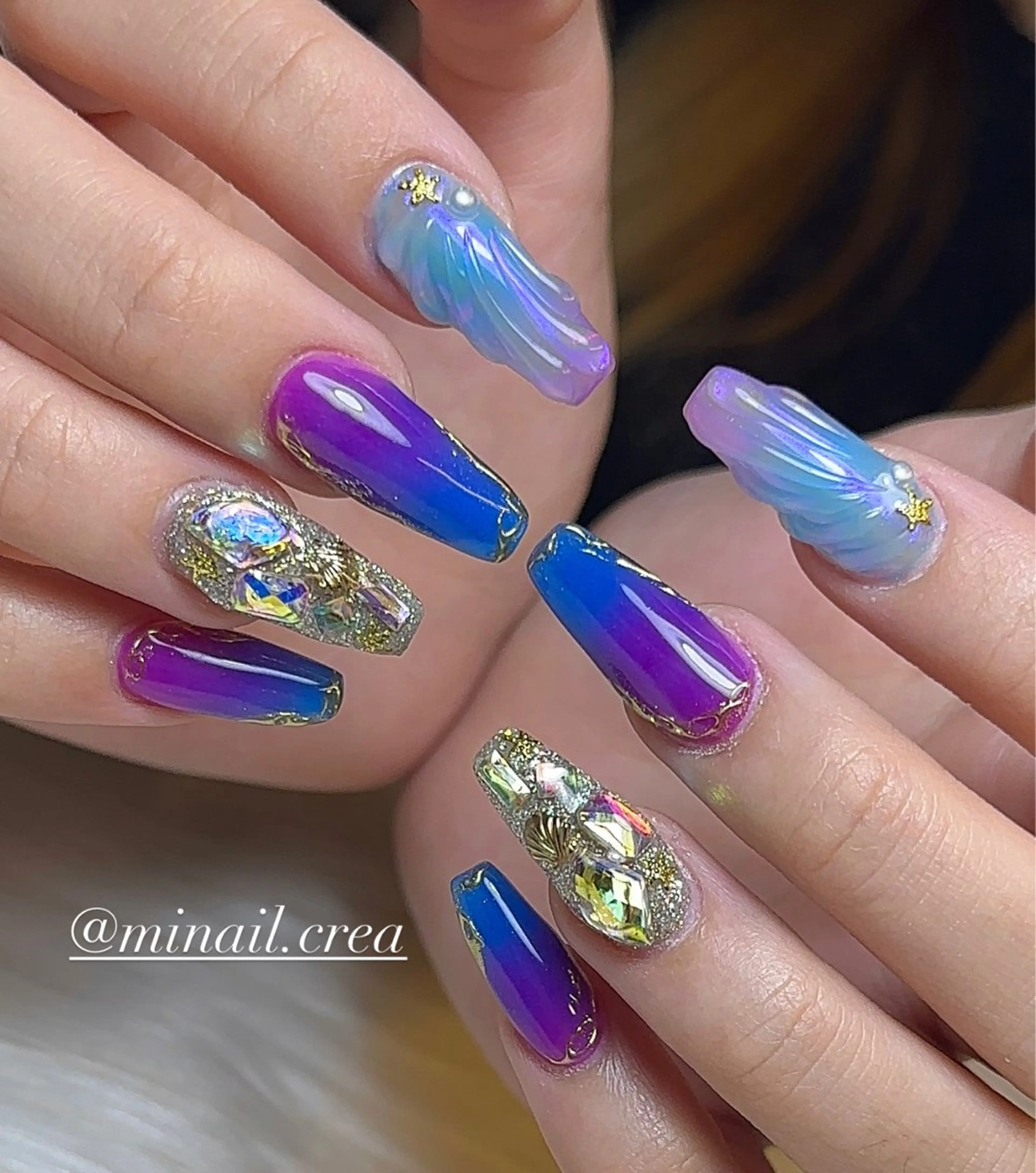 ネイル グラデーション キラキラネイル ロングネイル スカルプネイル 夏ネイル CRéA　-private nailsalon-所属・CReA nailのネイルデザイン