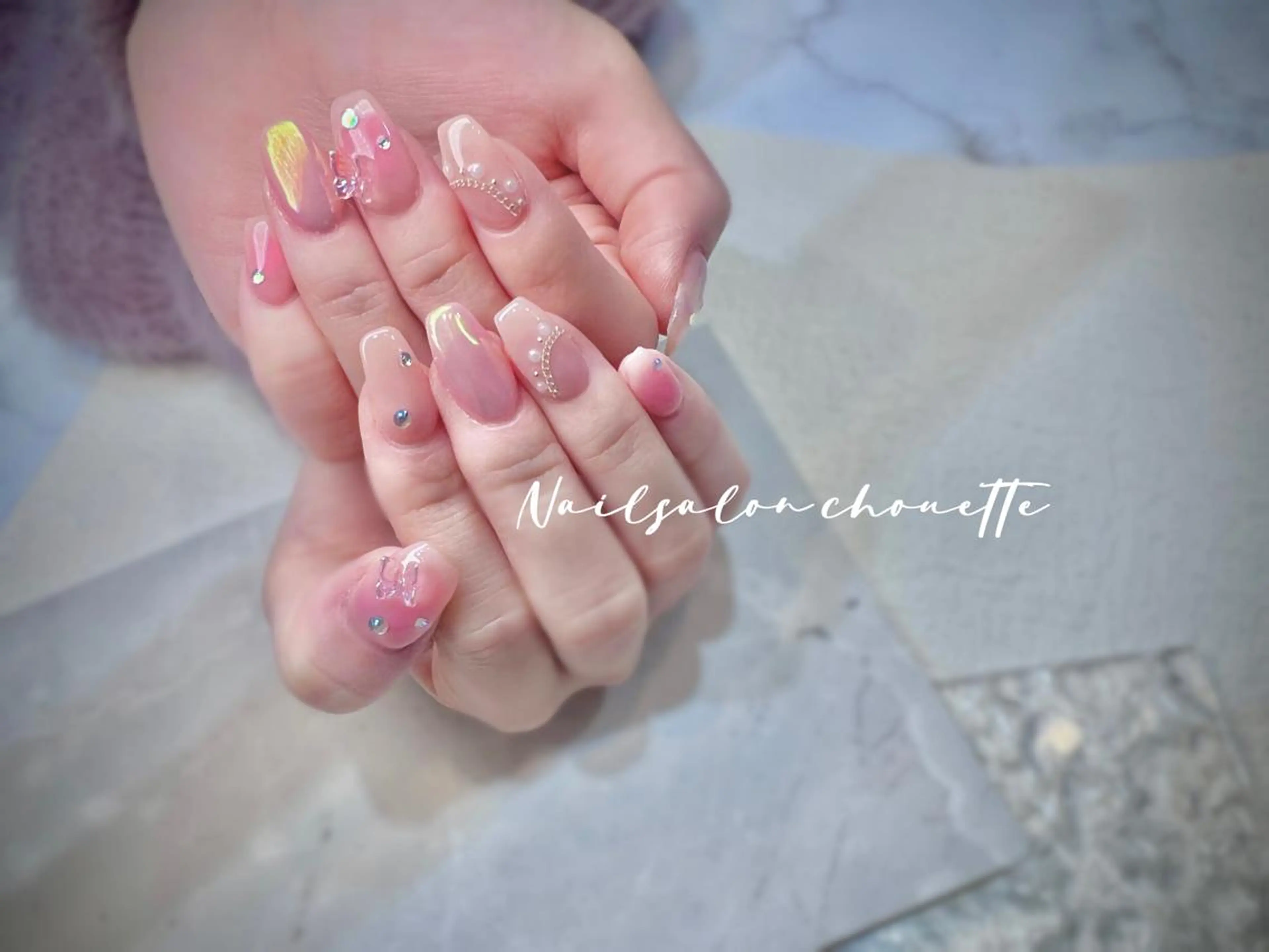 ミディアム ハンドネイル Chouette Nailのネイルデザイン