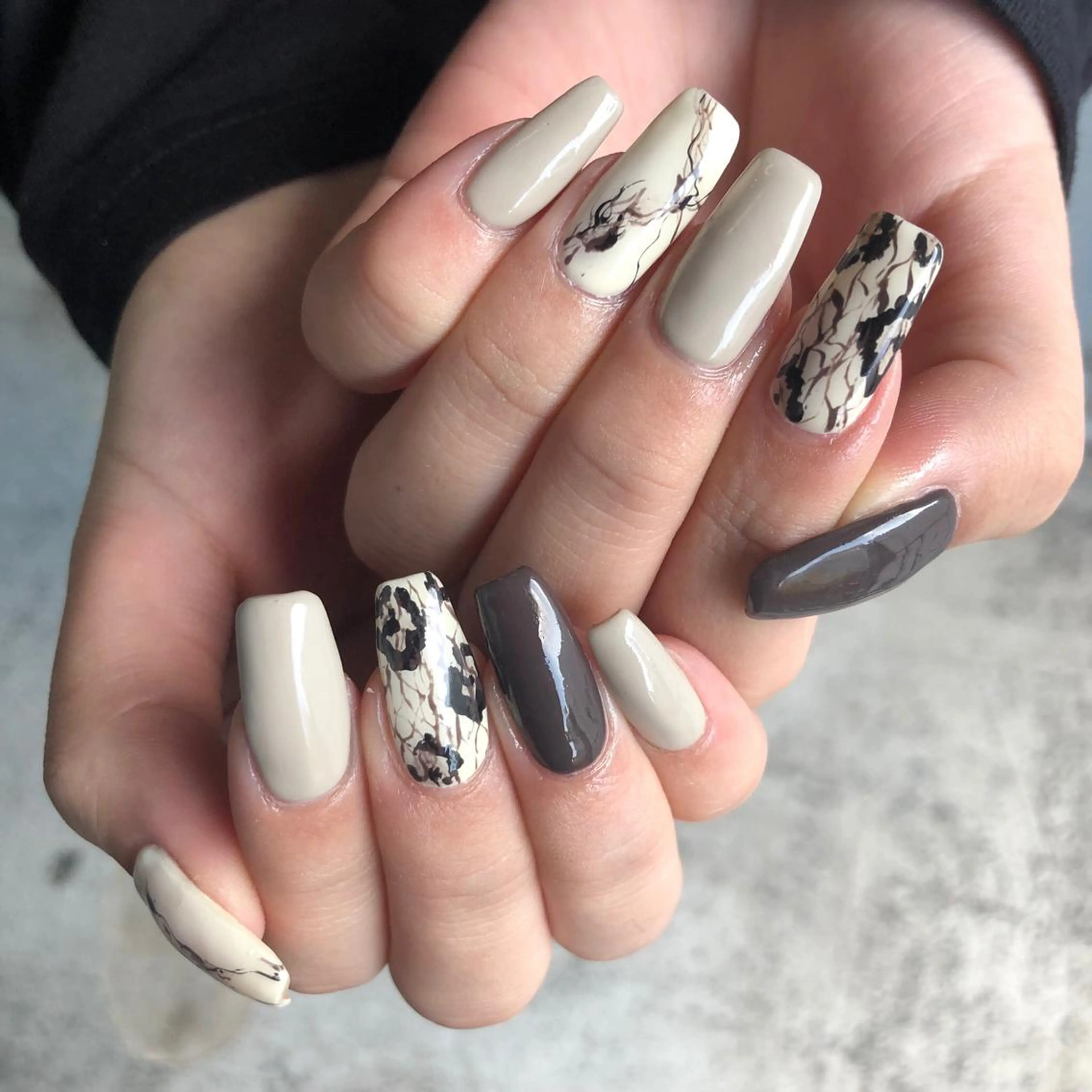 ネイル crestnail所属・小林 束紗のネイルデザイン