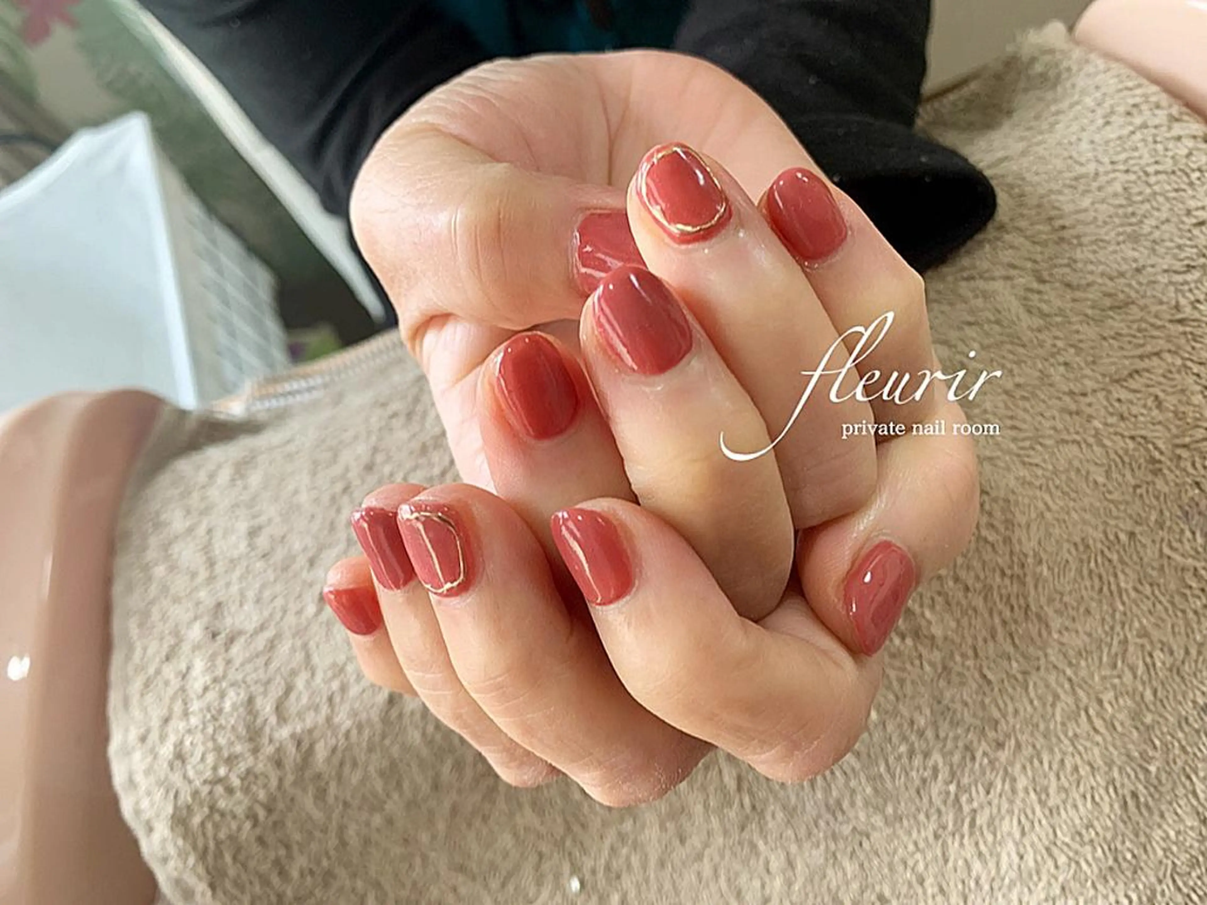 ネイル ミラーネイル ワンカラーネイル シンプルネイル フルリール 【プライベートサロンのネイルデザイン