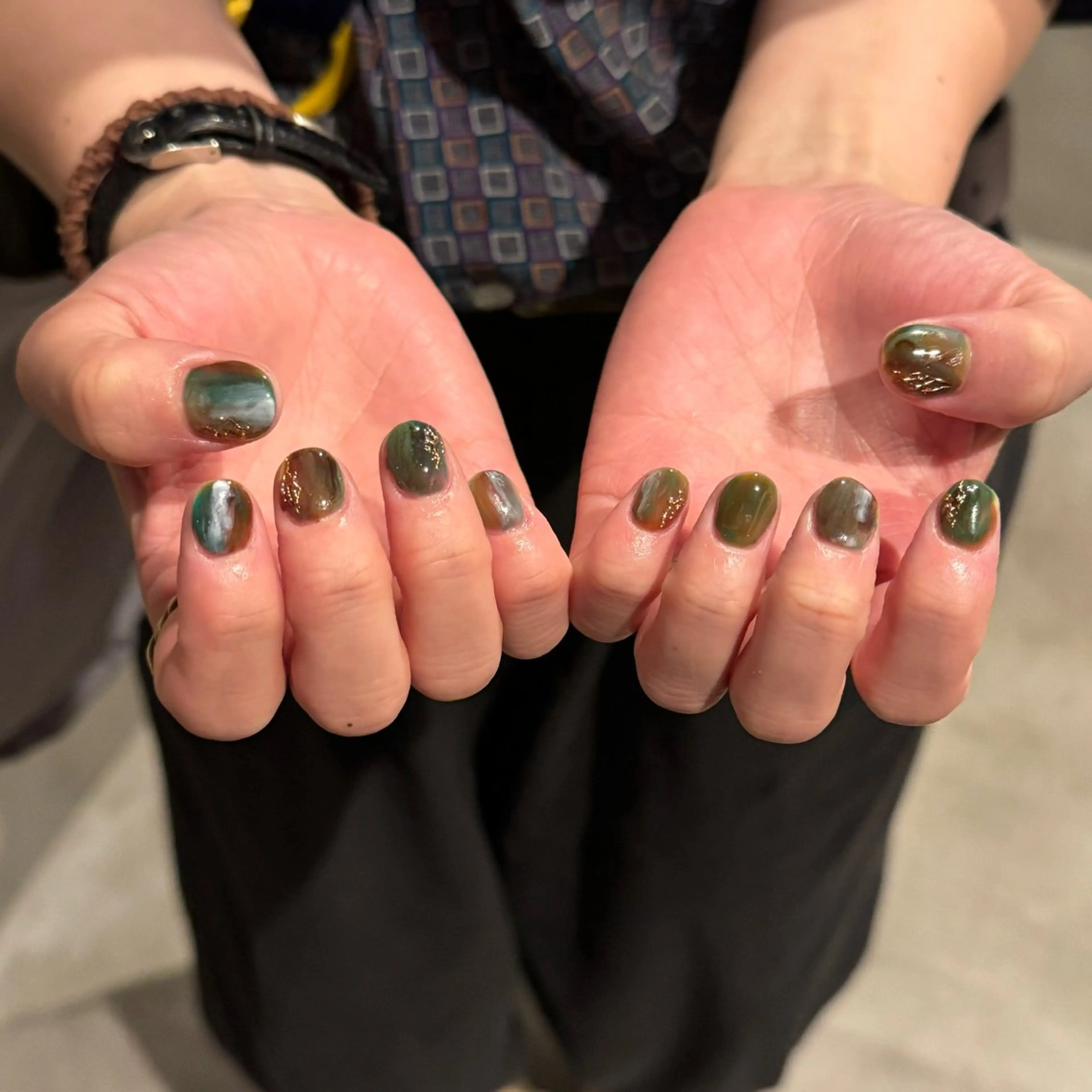 ネイル ハンドネイル 𝐫𝐚𝐢 𝐧𝐚𝐢𝐥の眉毛・アイブロウイメージ