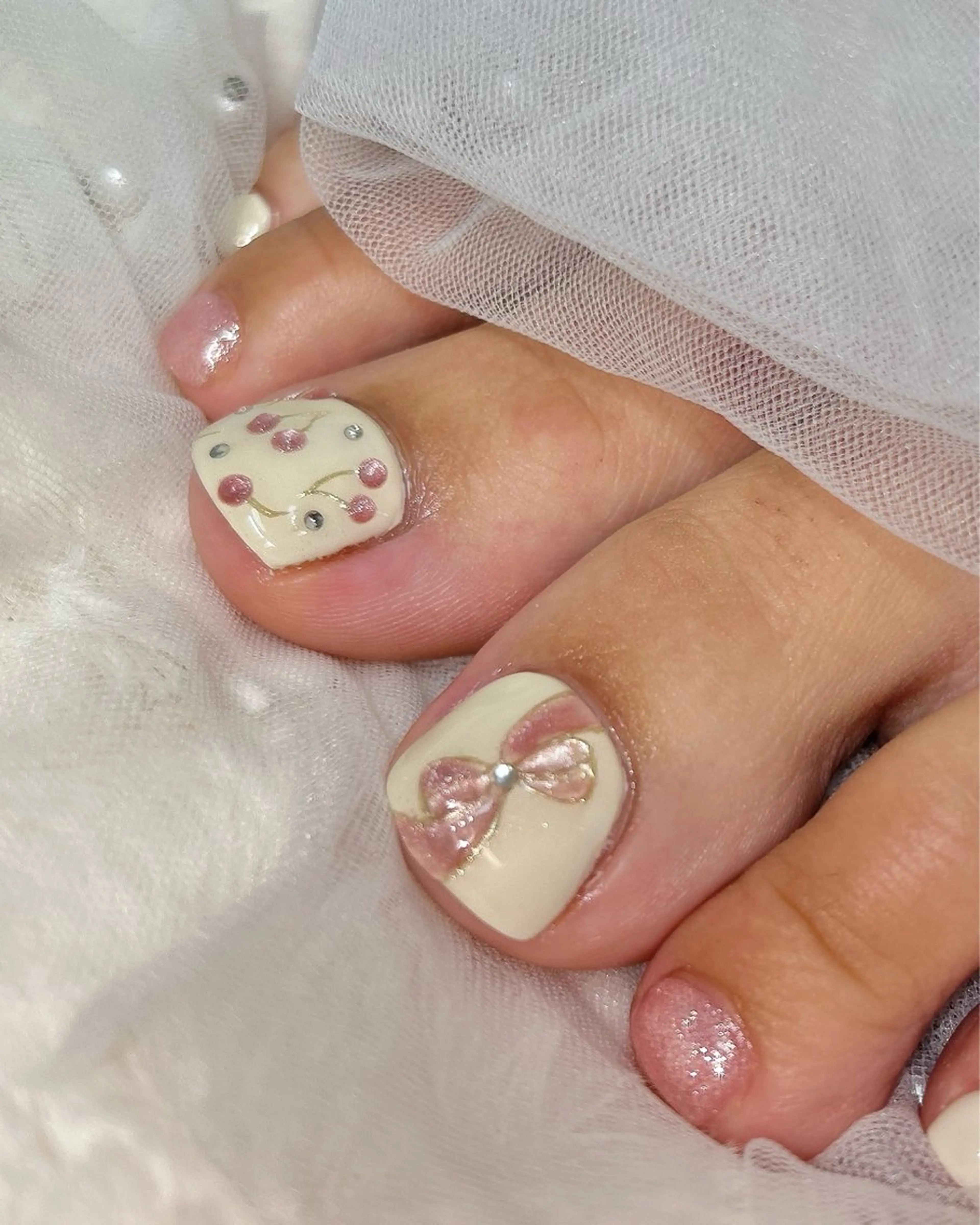 ネイル マグネットネイル リボン フットネイル ten nail salon　かえでのネイルデザイン