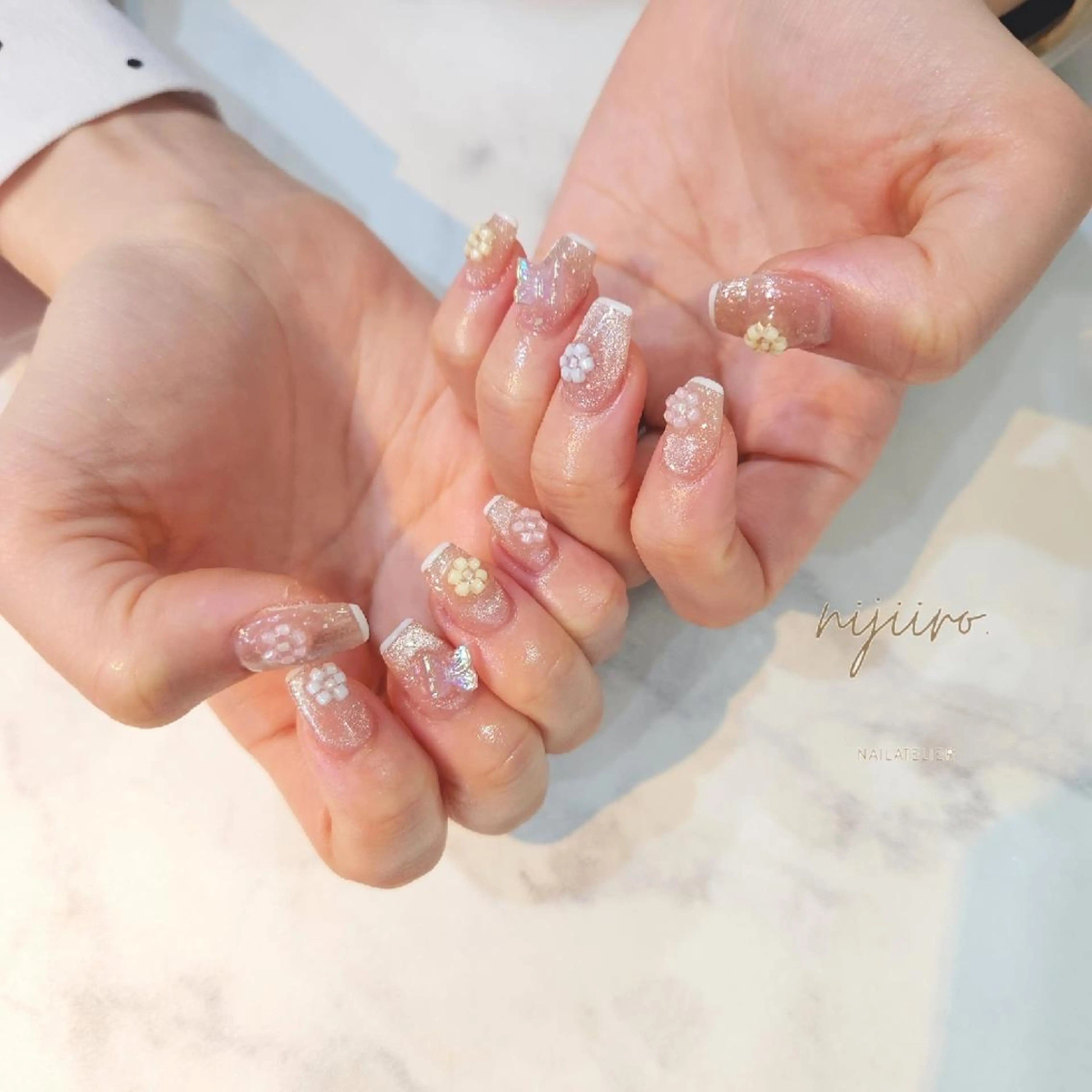 ネイル ハンドネイル nailatelier nijiiro.所属・nijiiro🌈 サトウのネイルデザイン