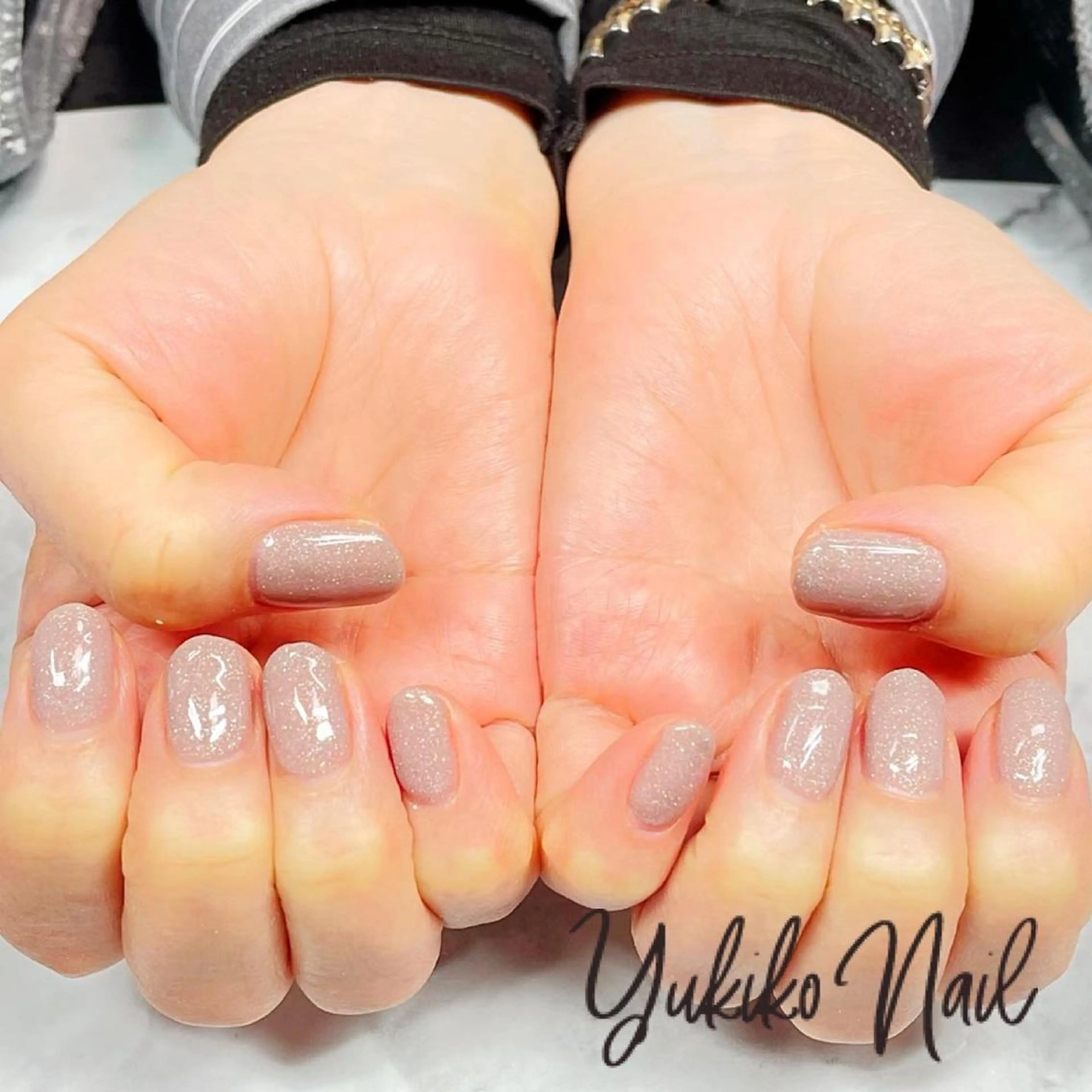 ネイル ジェルネイル ラメ(グリッター) オフィスネイル ワンカラーネイル ハンドネイル ユキコ ネイルのネイルデザイン