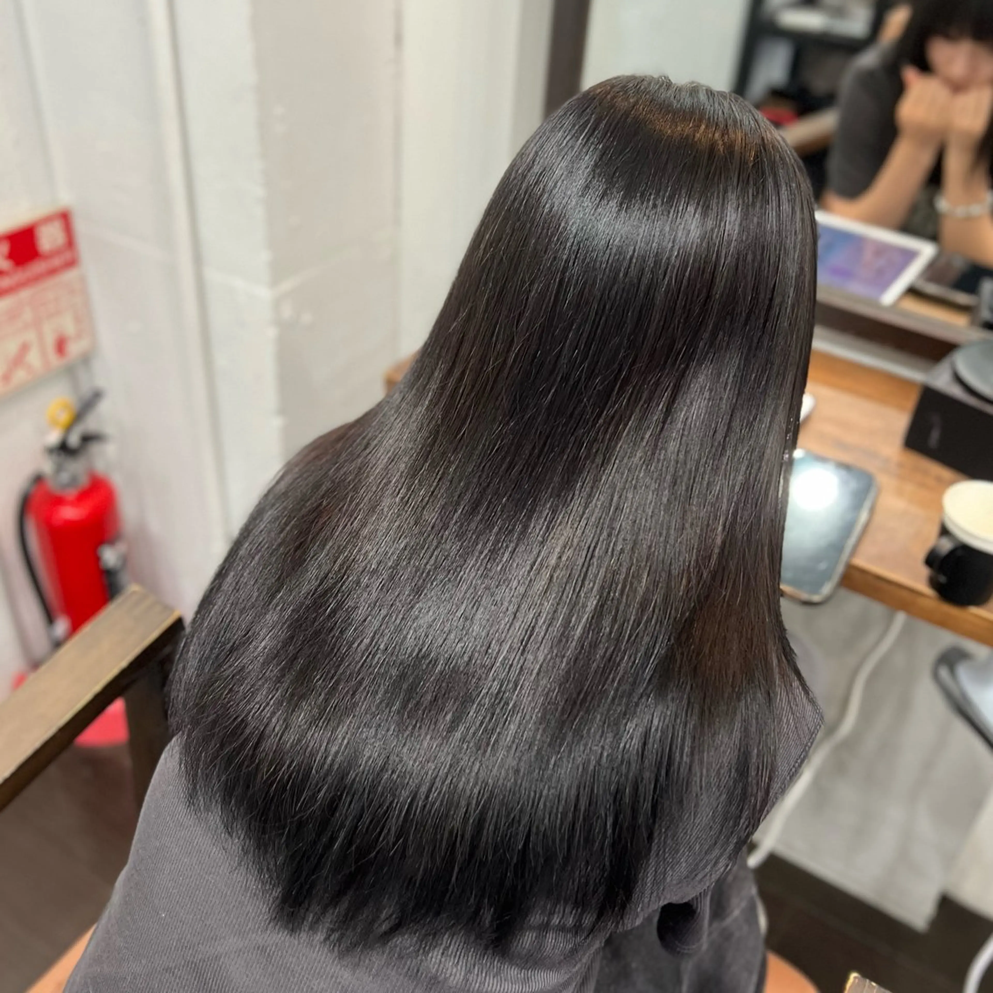 ロング カラー 黒髪 似合わせレイヤー / 栄 / はるな🌼のヘアスタイル