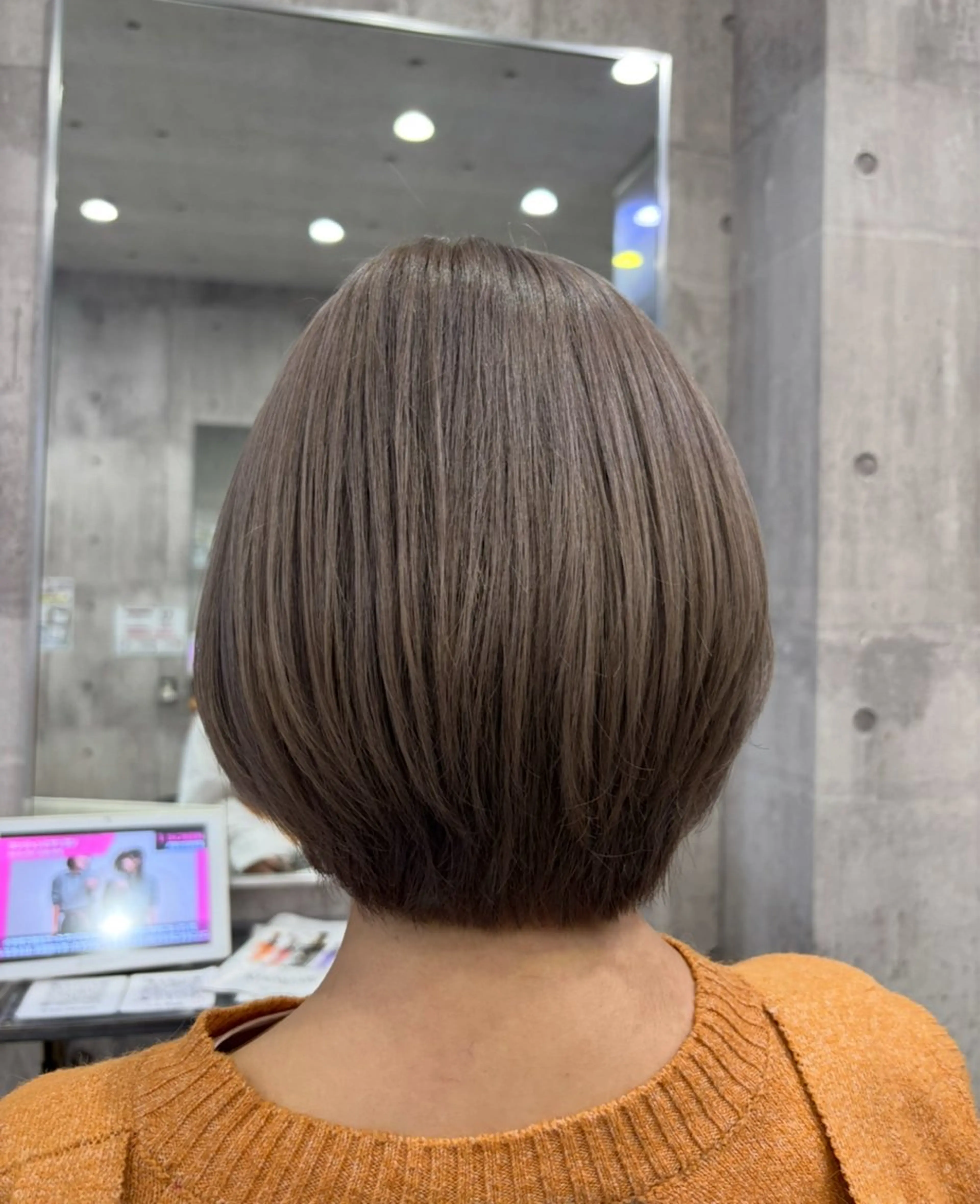 ショート 🍑🧋ハイトーン 暖色カラーlucaのヘアスタイル