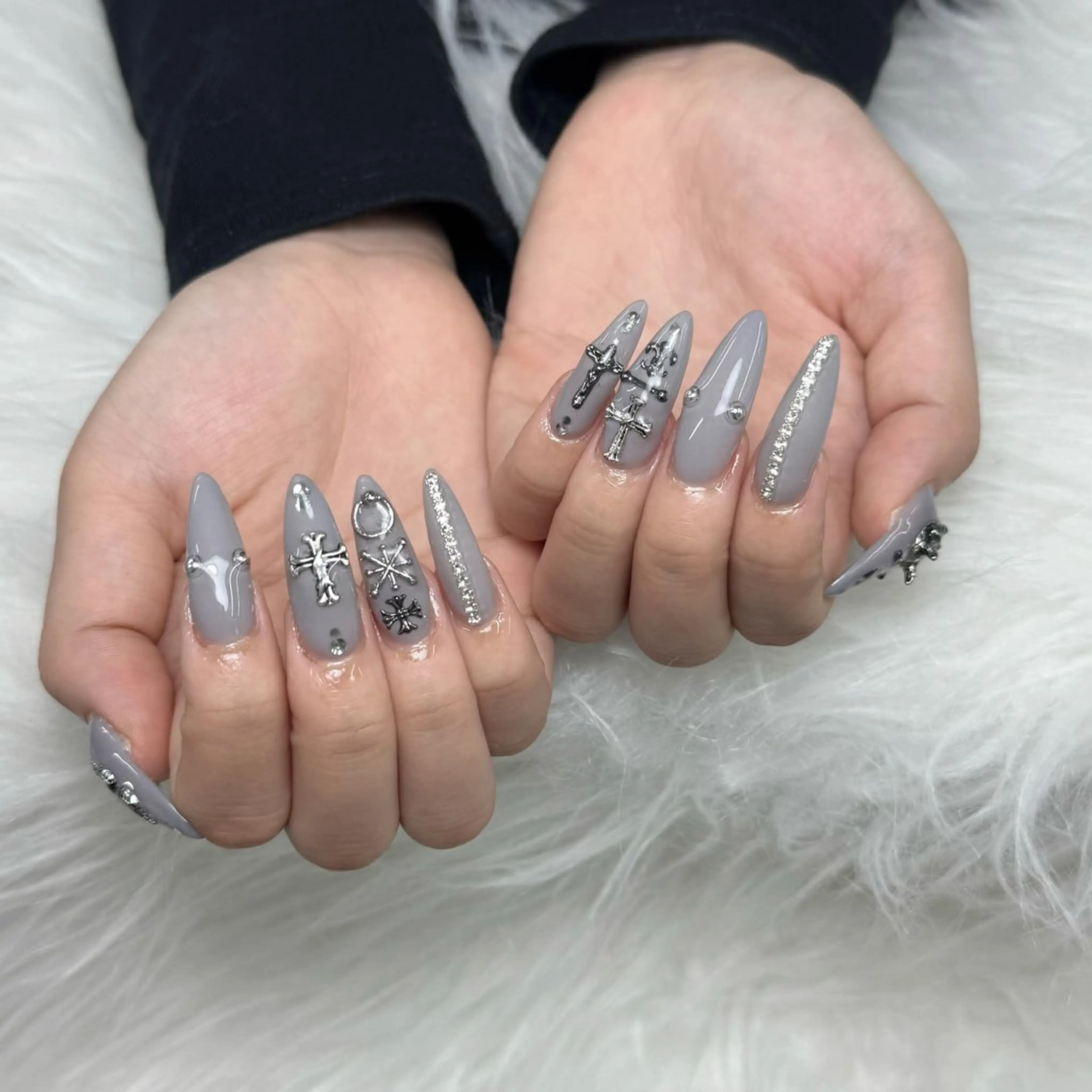 ネイル ハンドネイル ハンドケア Nova Nail Nambaのネイルデザイン