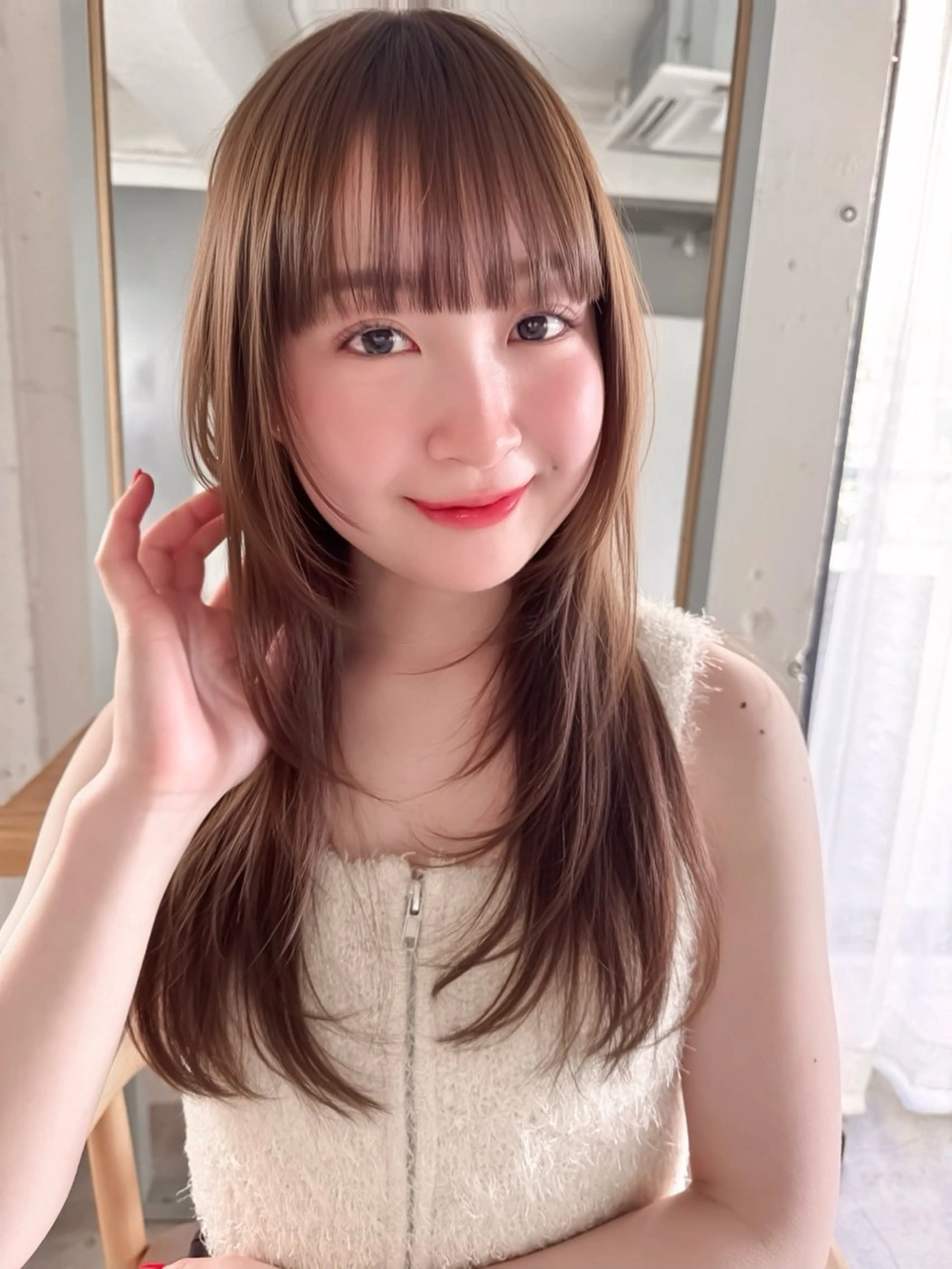 セミロング レイヤーカット カット ヘアカラー トリートメント SALOWIN表参道ANNEX店所属・表参道🪞垢抜けヘア 🤍mizukiのヘアスタイル