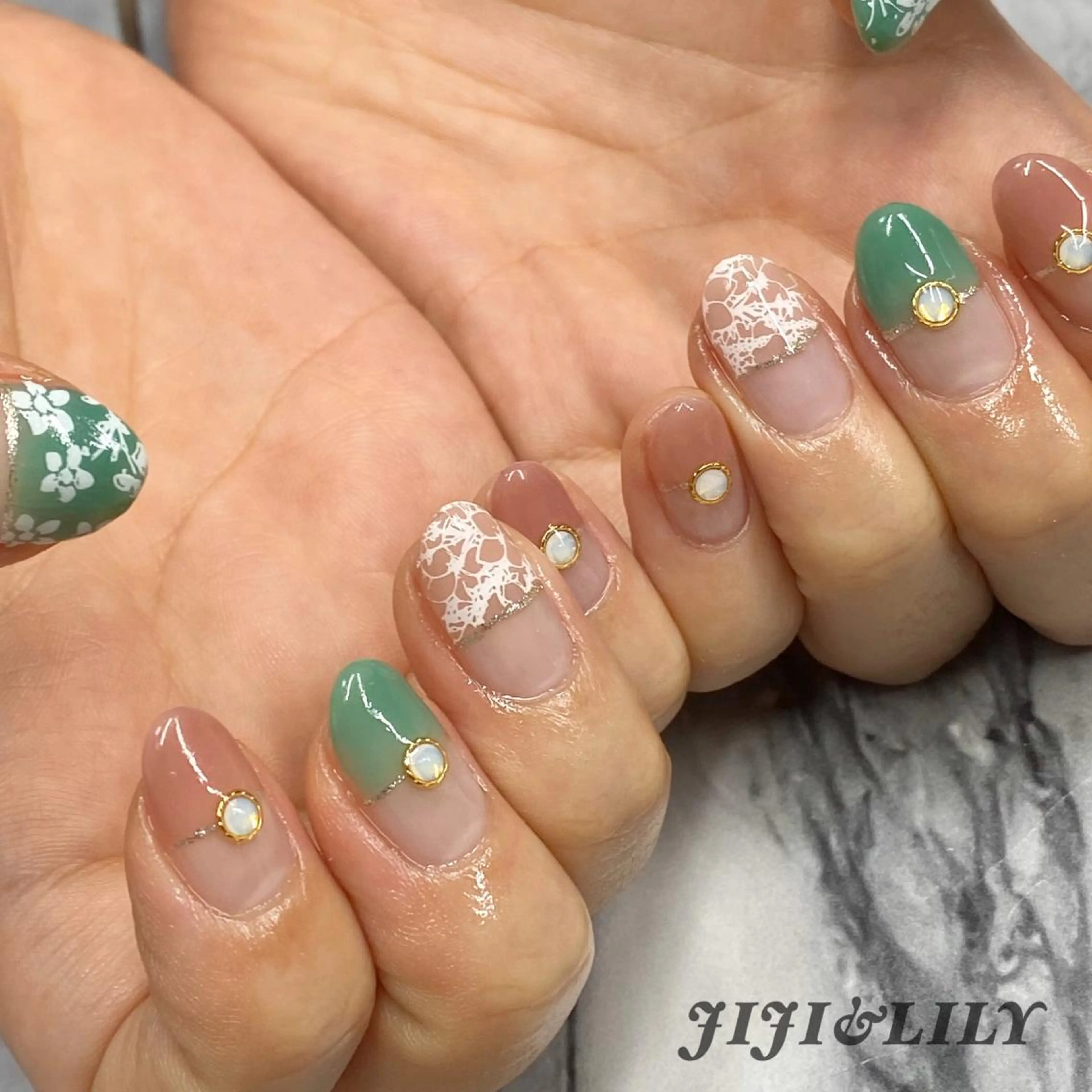 ネイル フラワーネイル 豊田 圭子のネイルデザイン