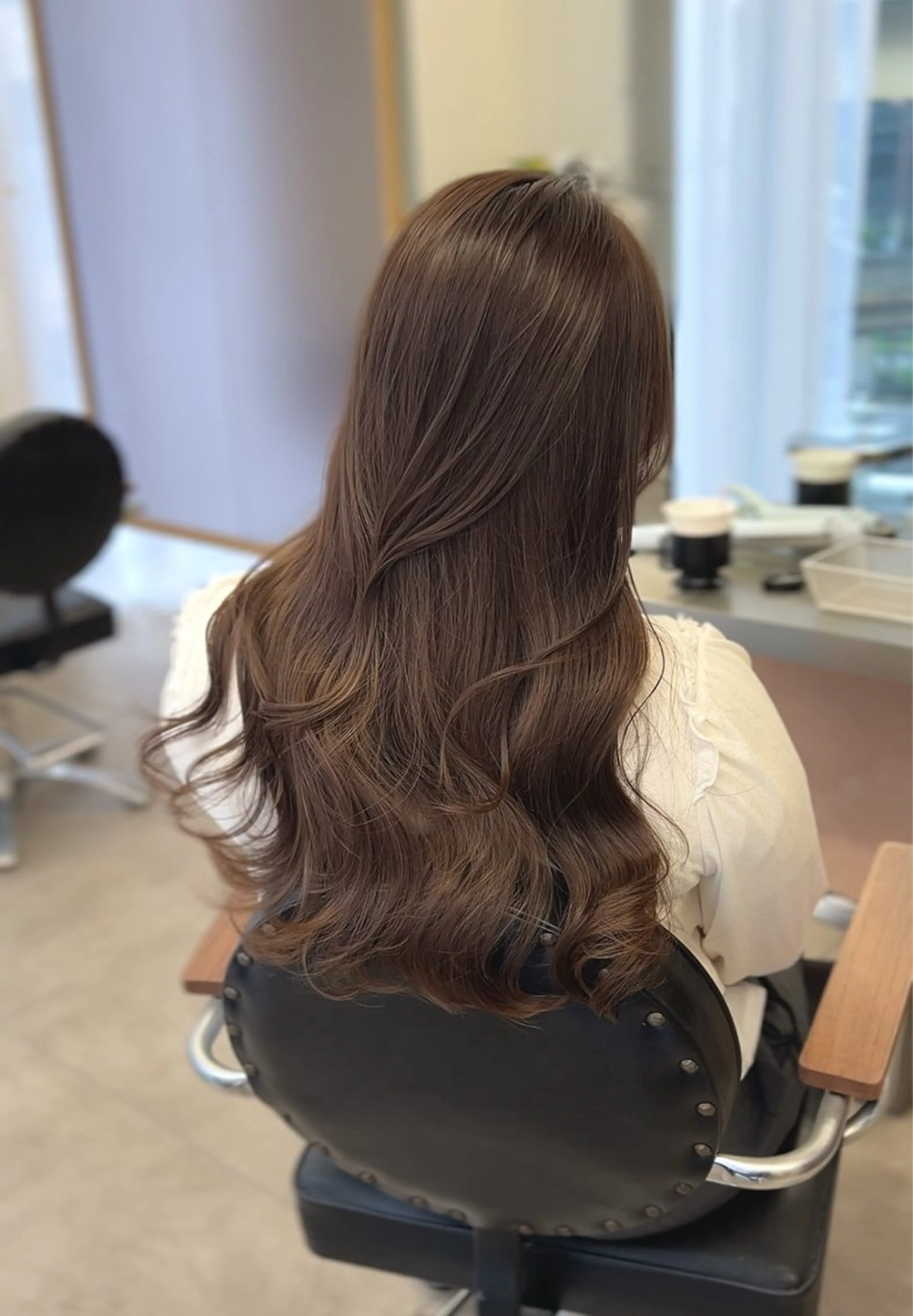 ロング カラー ヘアカラー 梅田/ベージュ／ 艶カラー／三宅空翔のヘアスタイル