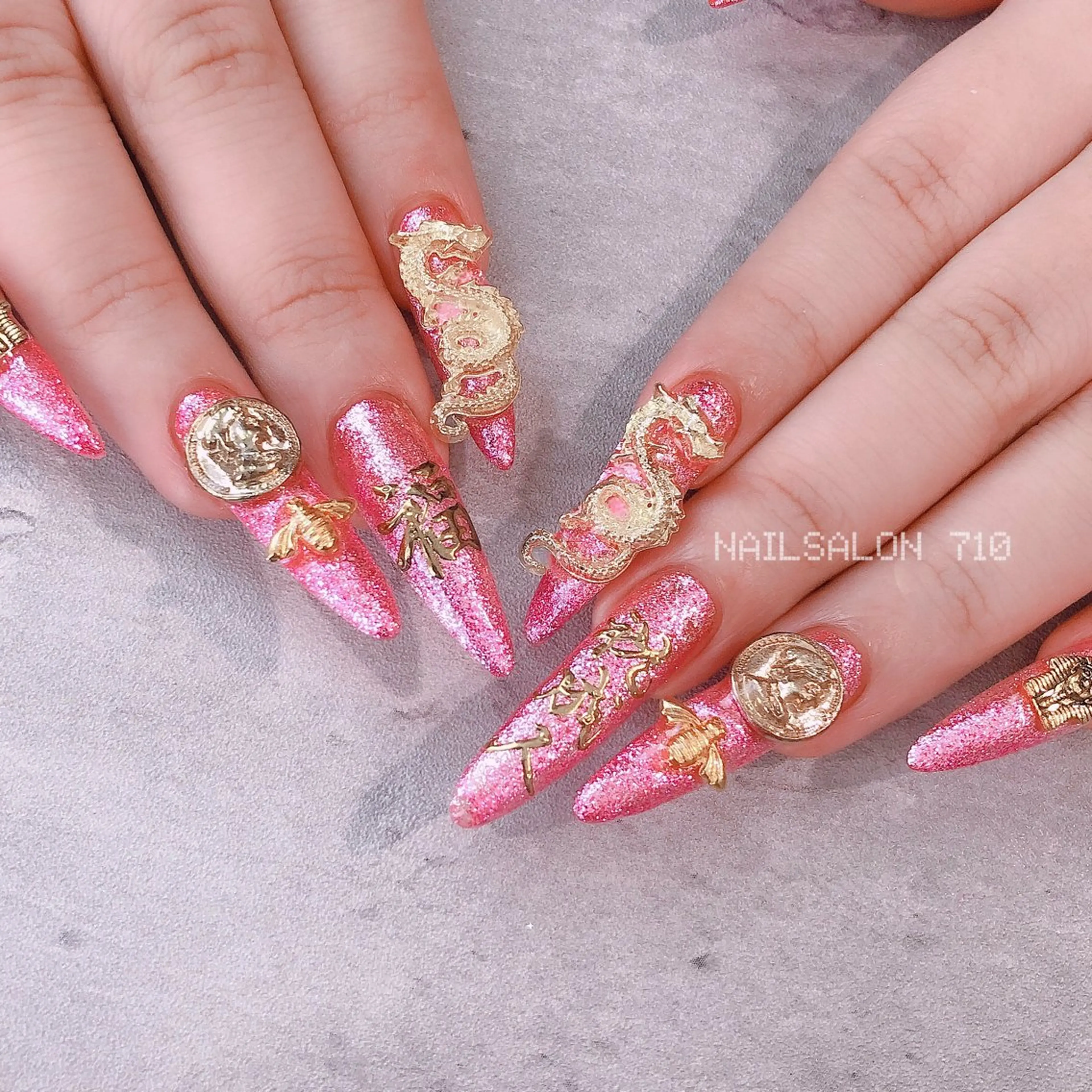 ネイル ハンドネイル フットネイル ナナイチゼロ I.Naoのネイルデザイン