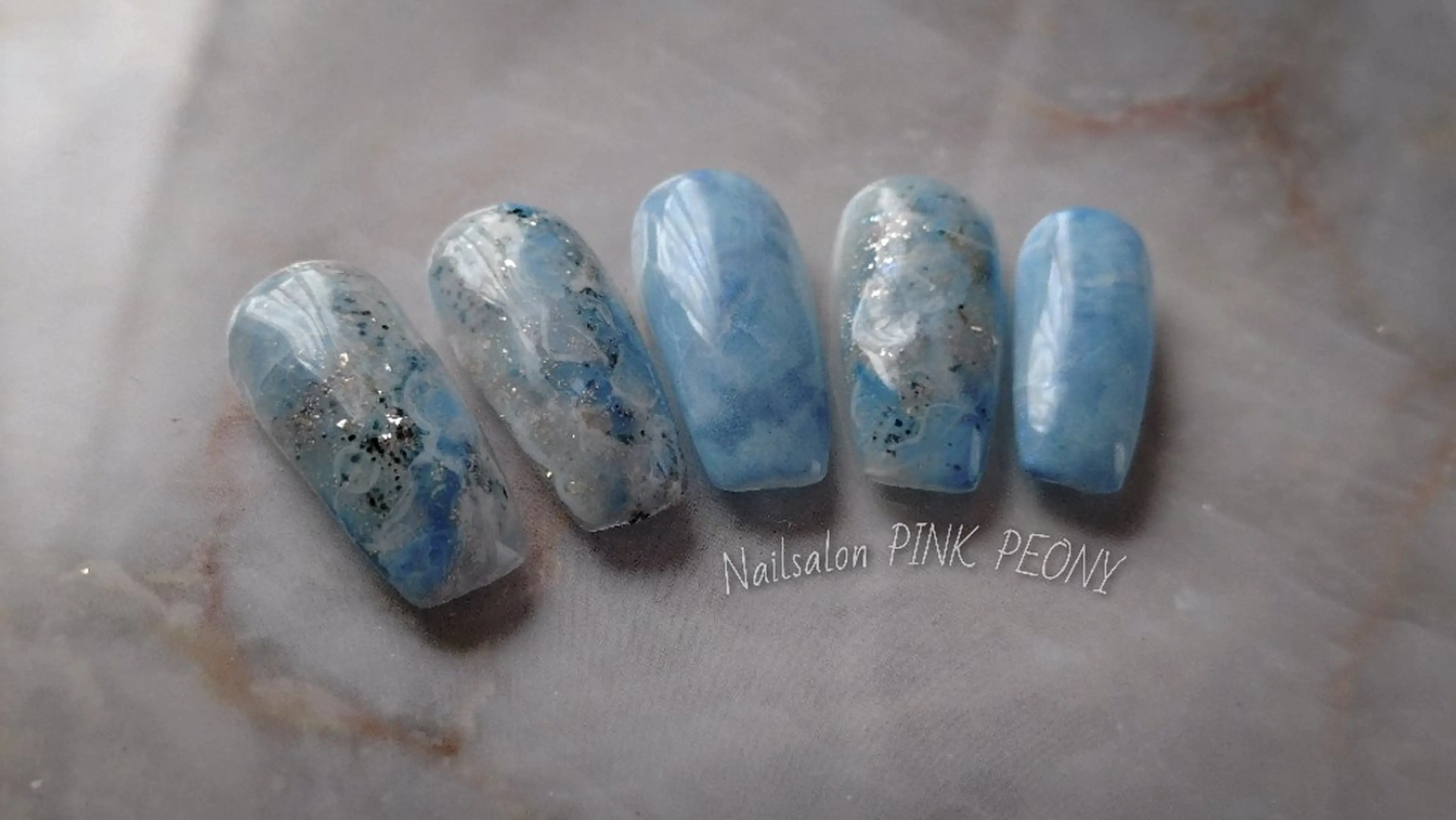 ネイル 野島 亜美のネイルデザイン