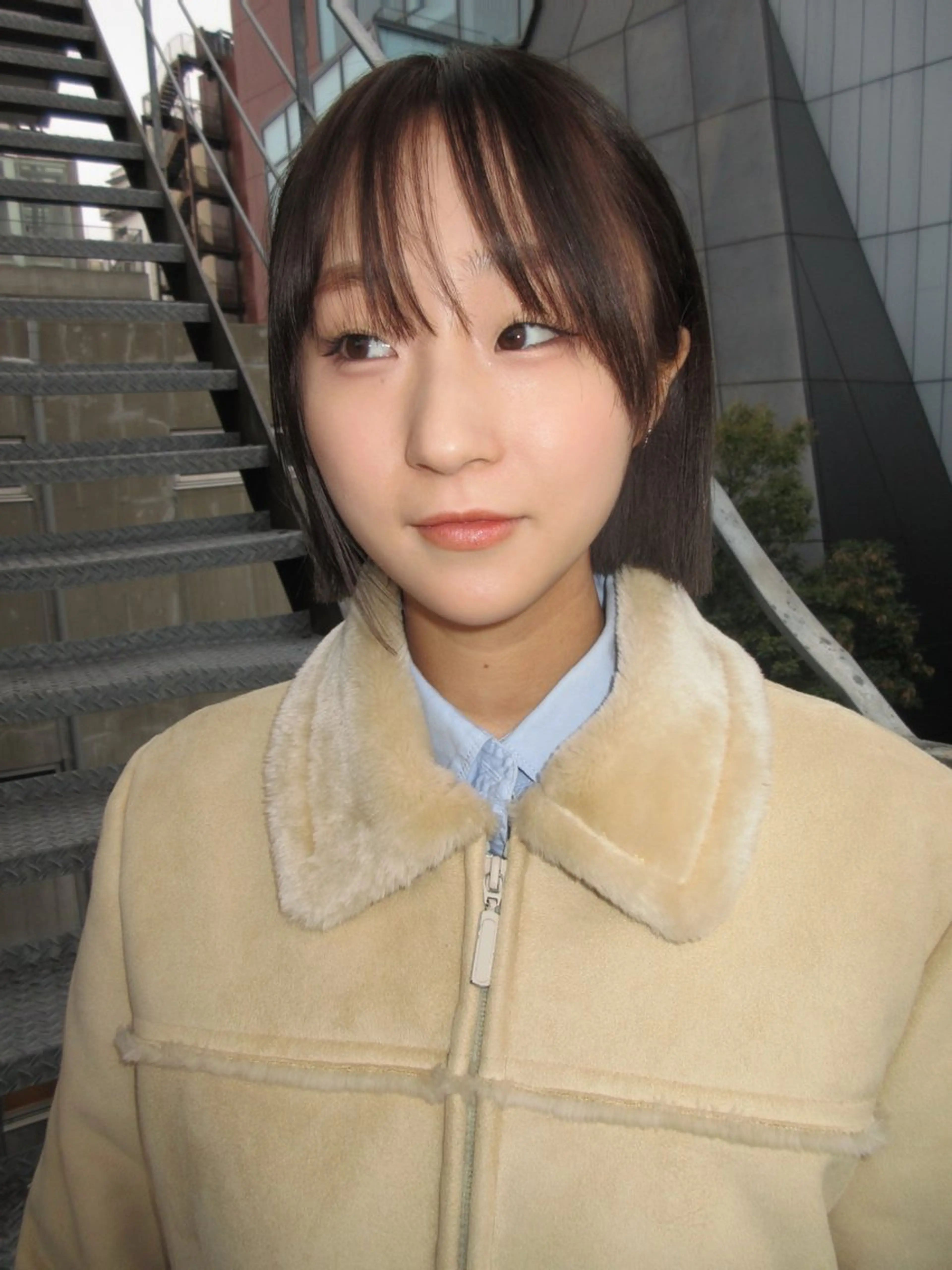 ショート アッシュ オレンジブラウン ボブ 顔まわりレイヤー ハッシュカット カット ヘアカラー レイヤーカット\ウル フ　chinatsuのヘアスタイル