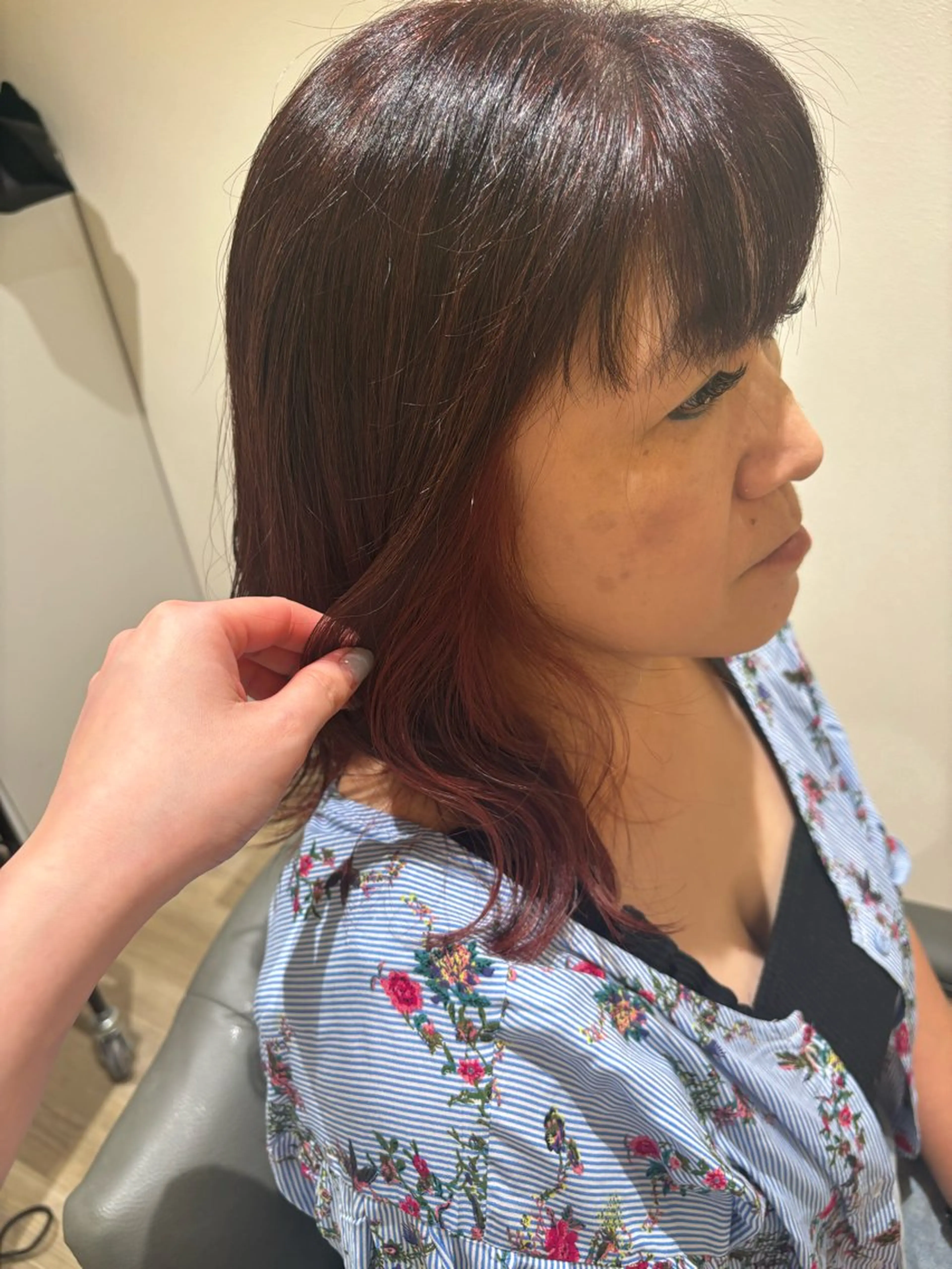 ミディアム 中田 渚のヘアスタイル