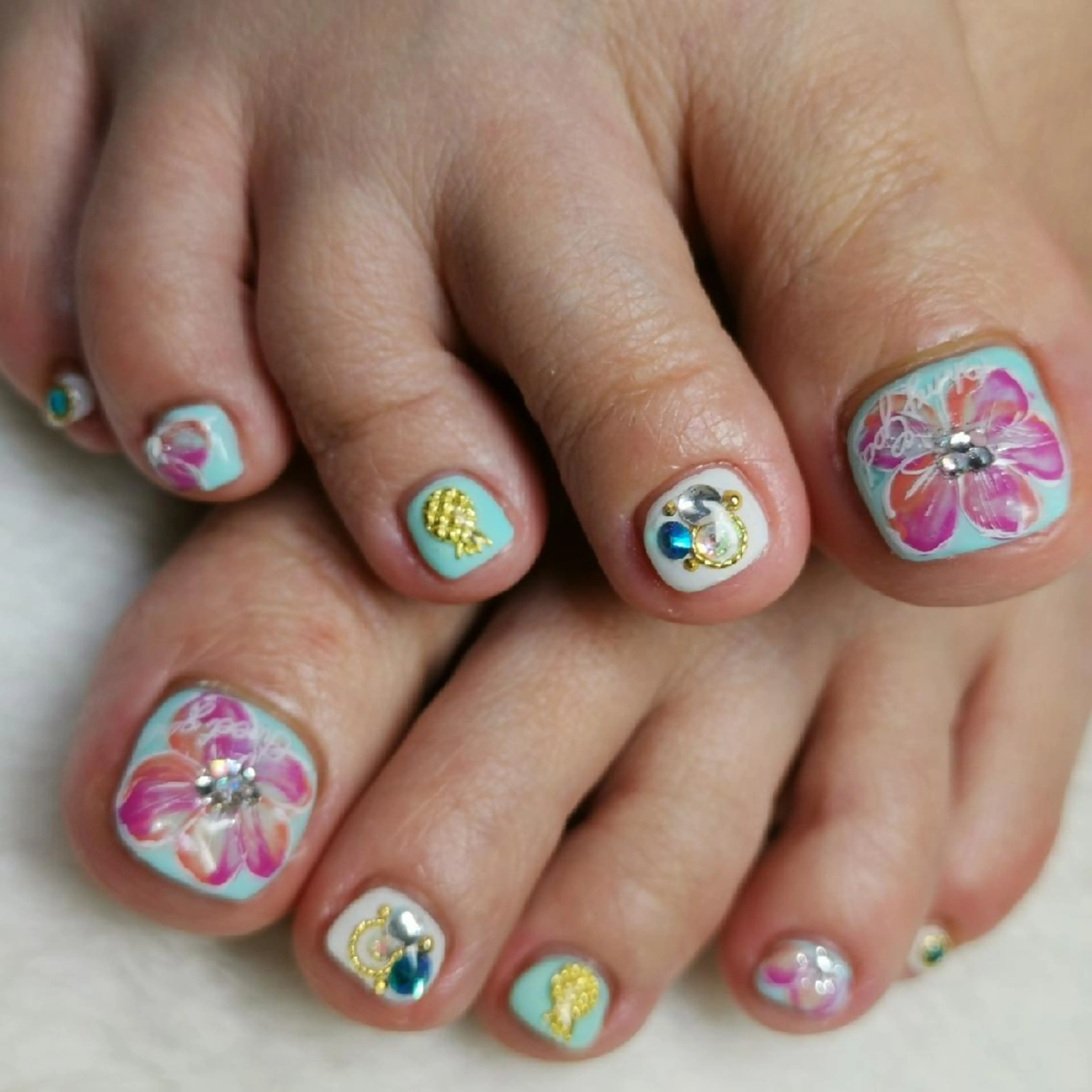 ネイル 持ち込み フットネイル reve あやののネイルデザイン