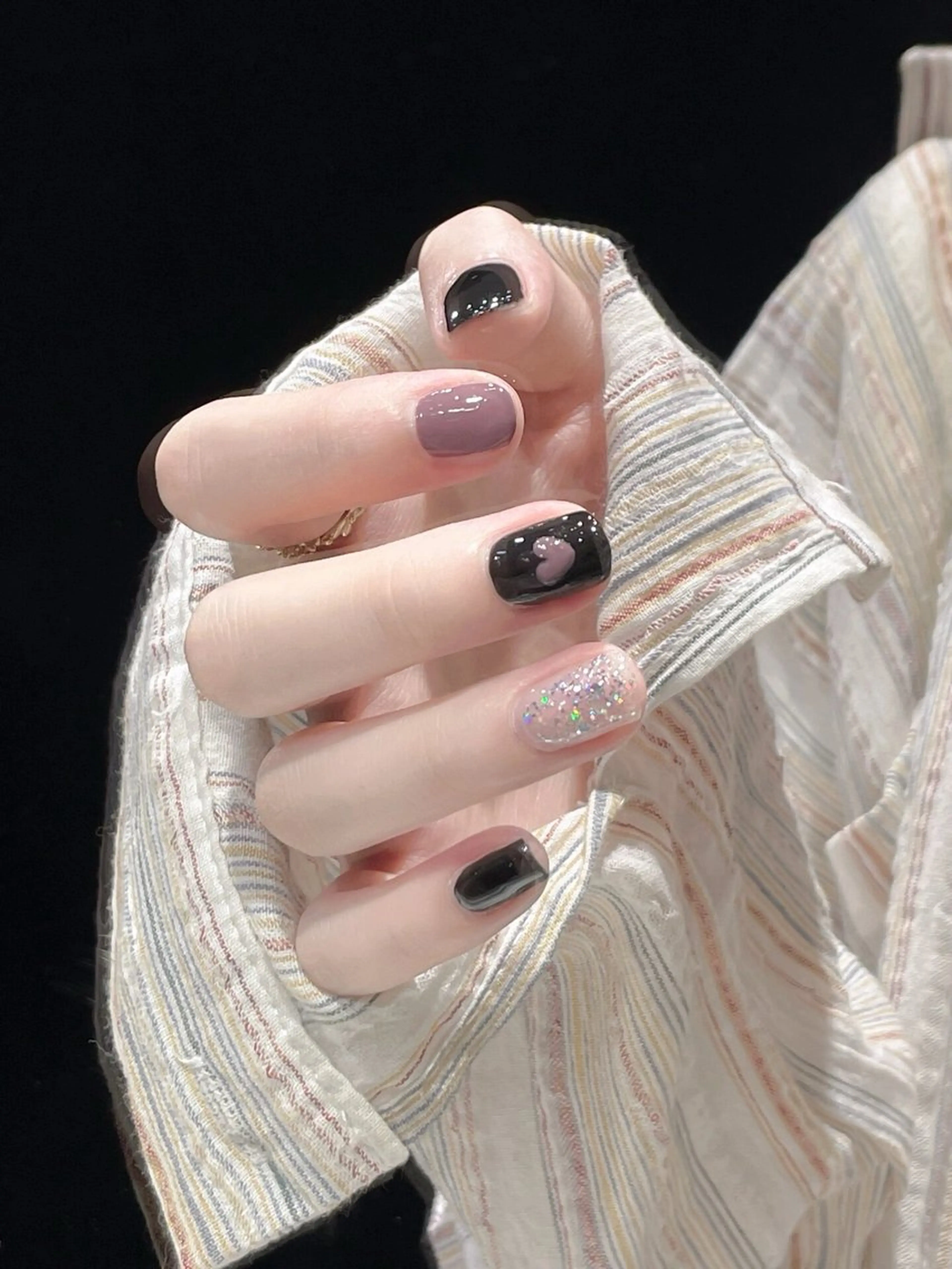 ネイル フラッシュネイル フットネイル ハンドケア EE.Nail所属・FuFu.Nail 2️⃣番のネイルデザイン
