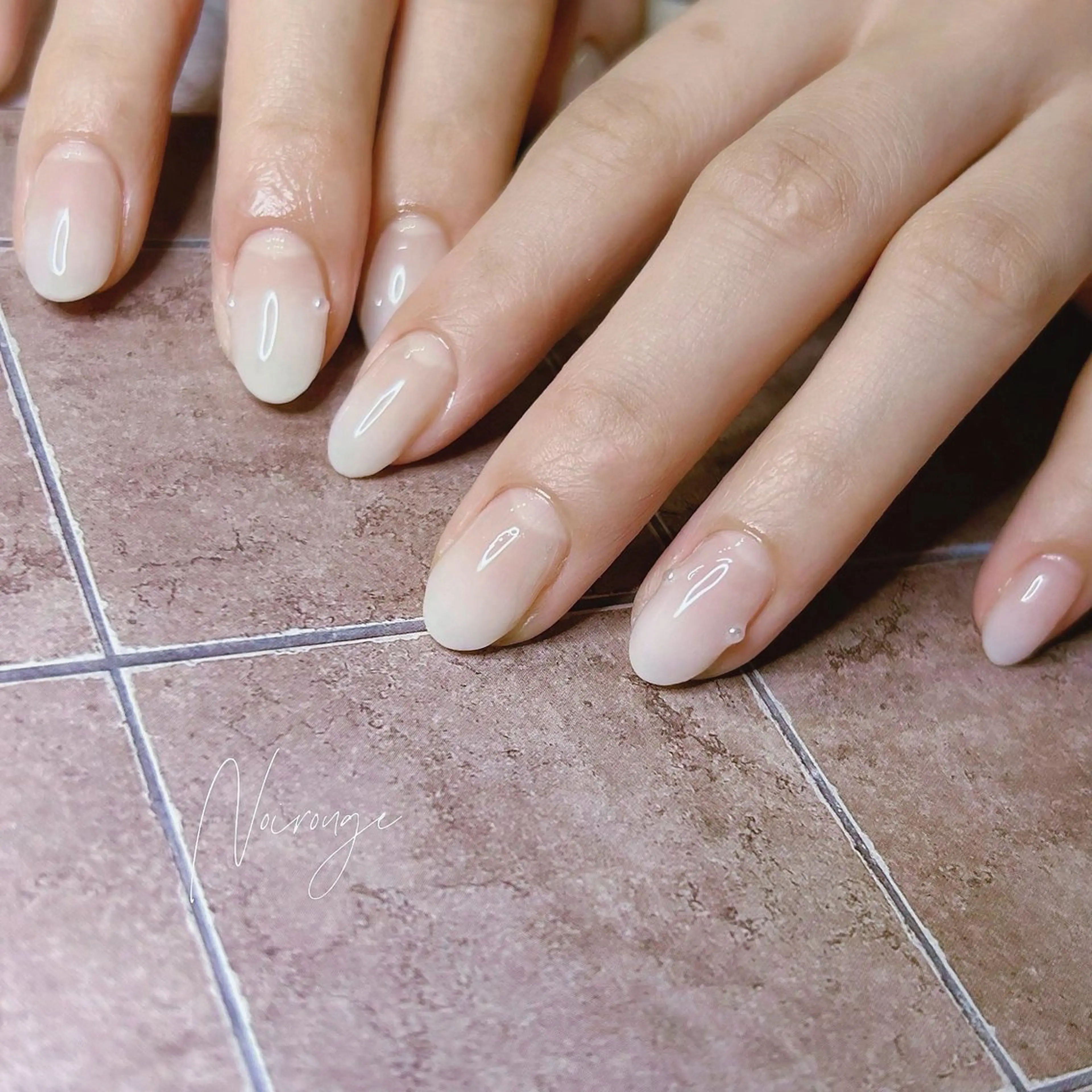 ネイル NOIROUGE所属・NOI ROUGEのネイルデザイン