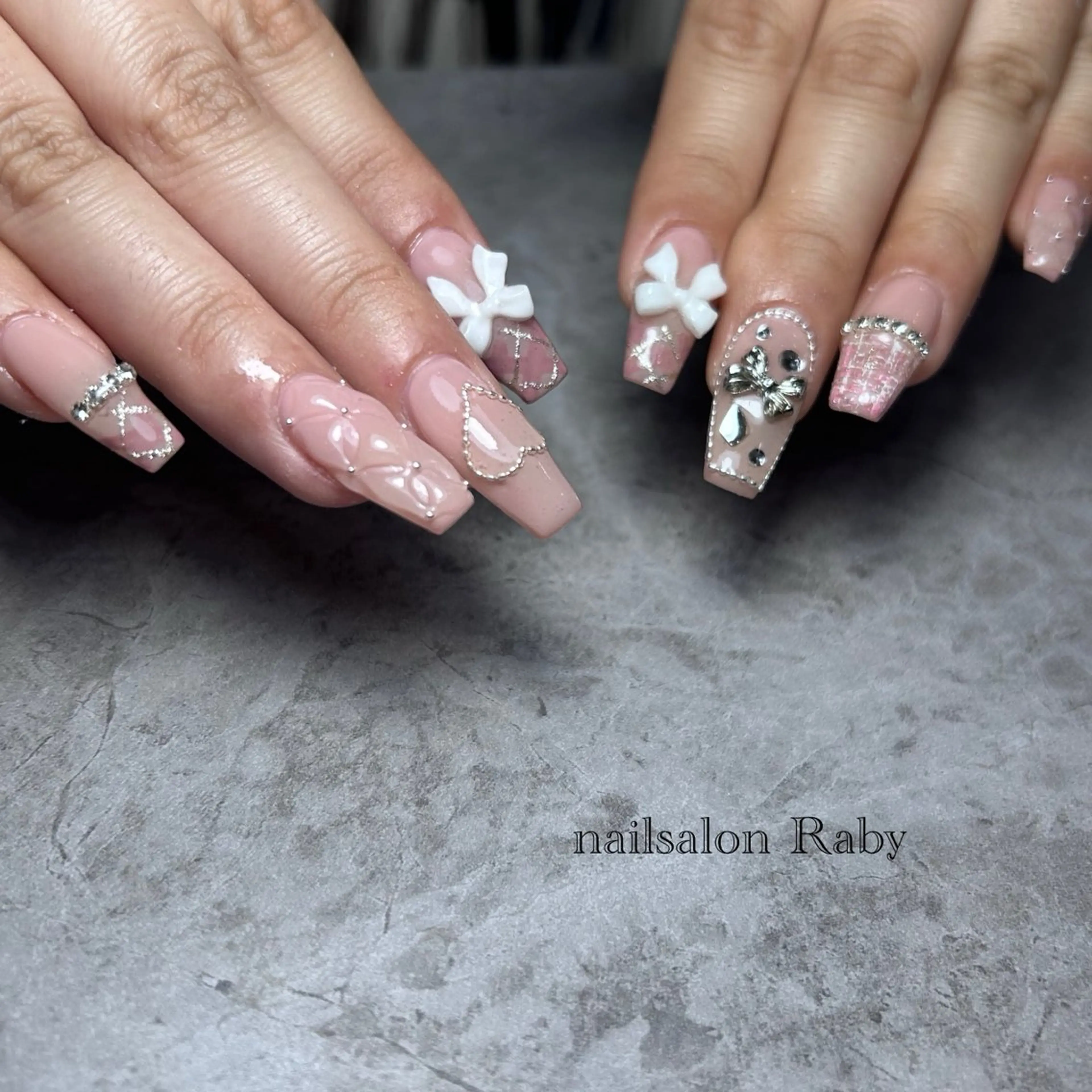 ネイル Raby 浅草店所属・raby KESAMIのネイルデザイン