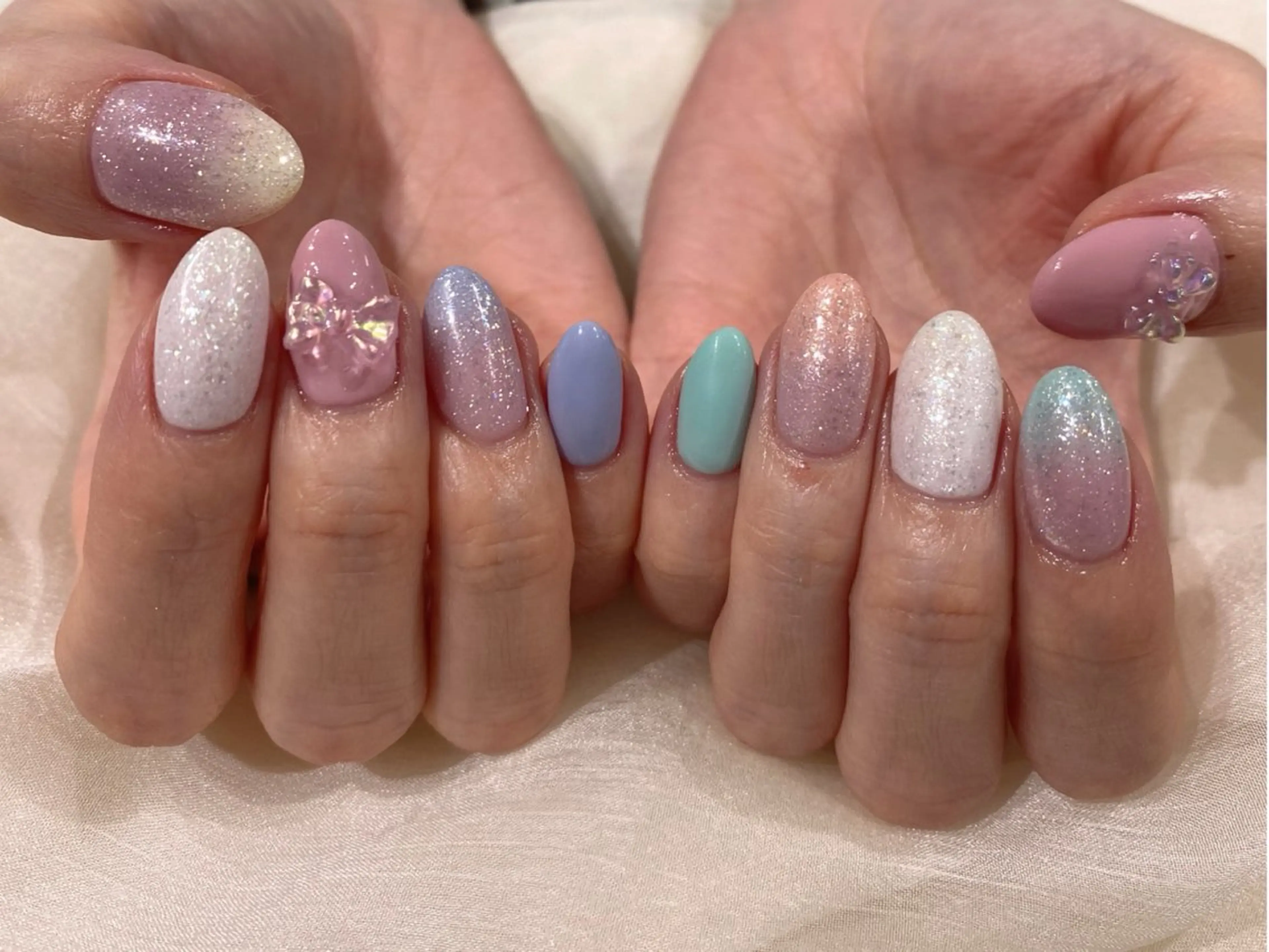 ショート ハンドネイル Nail  R💫 naoのネイルデザイン