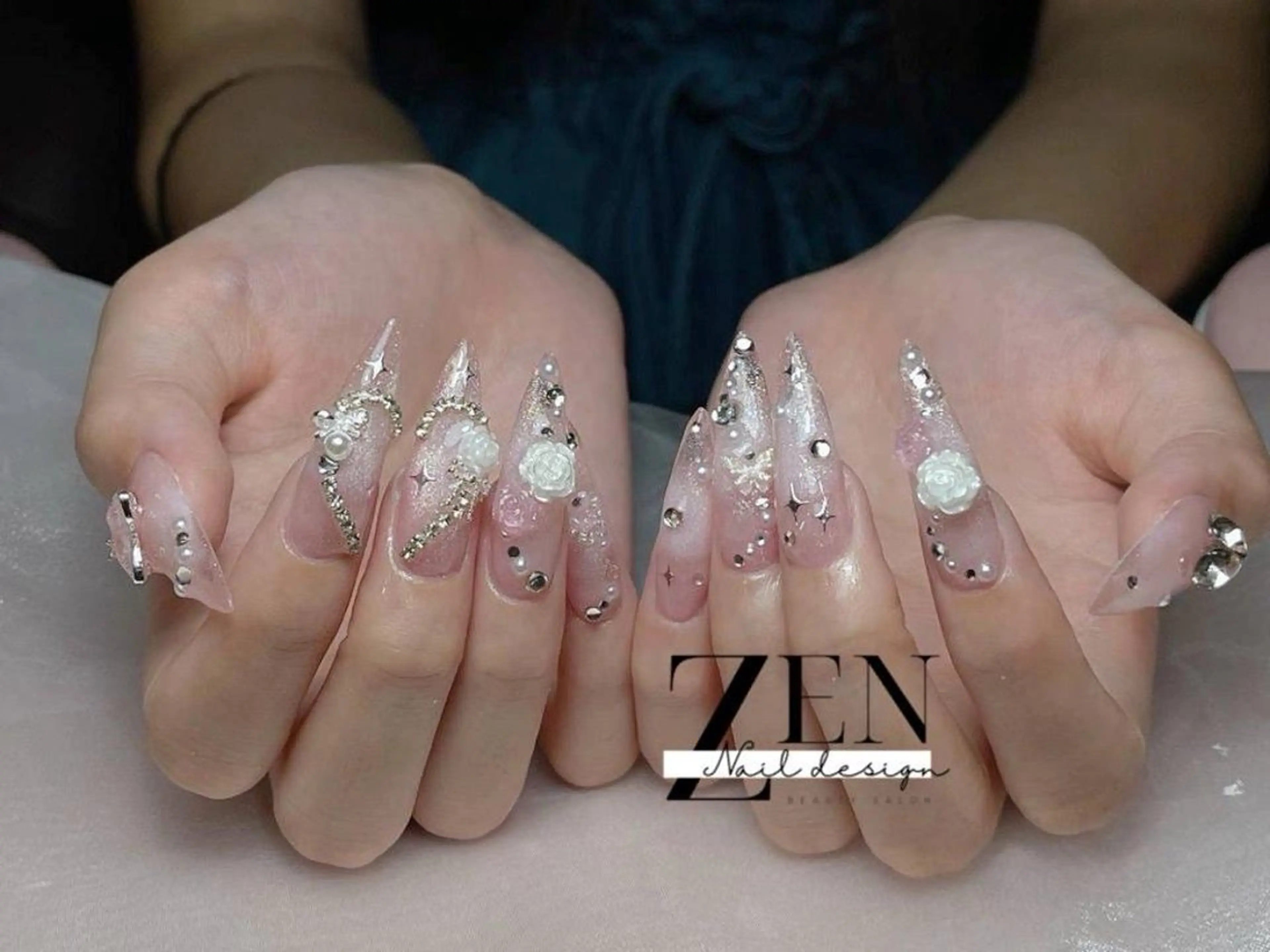ネイル チークネイル 長さ出し フレンチネイル 韓国ネイル マグネットネイル Zen Nail Design 池袋のネイルデザイン