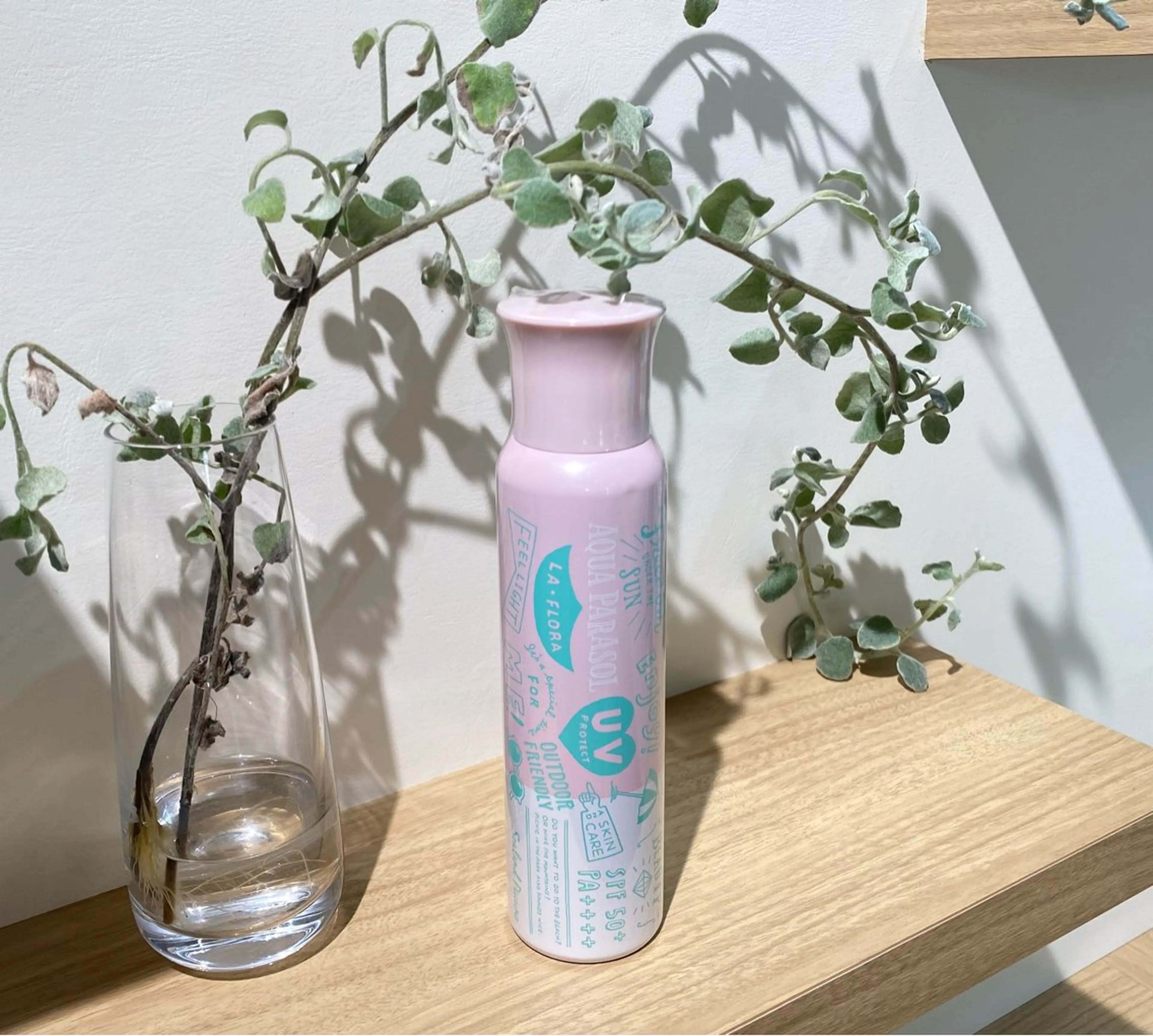 大島 瑞穂　ビズヘアーのマツエク・マツパデザイン