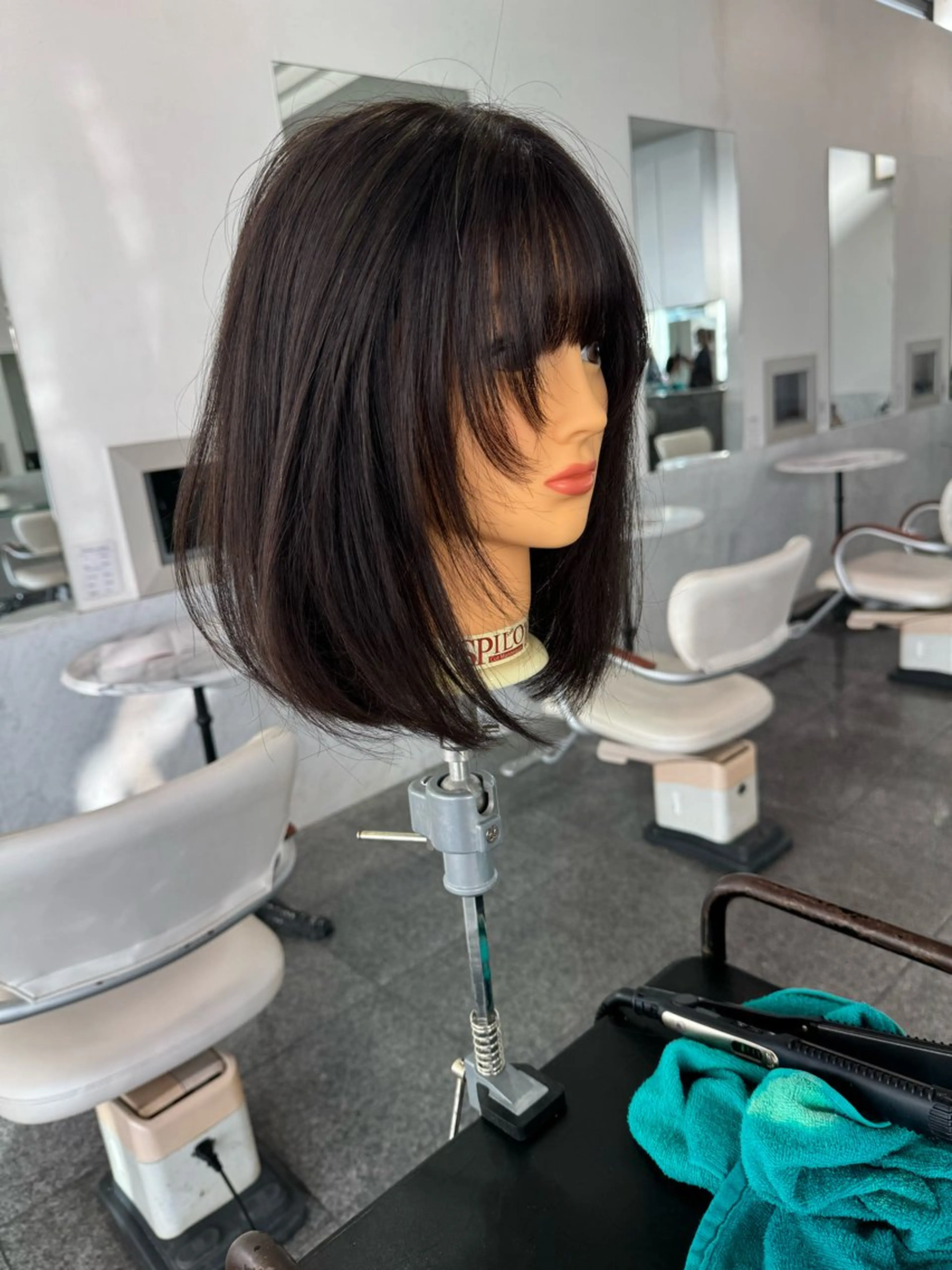 ミディアム カラー 顔まわりレイヤー レイヤーカット 🫧ヒシダアキ /taboo🫧のヘアスタイル