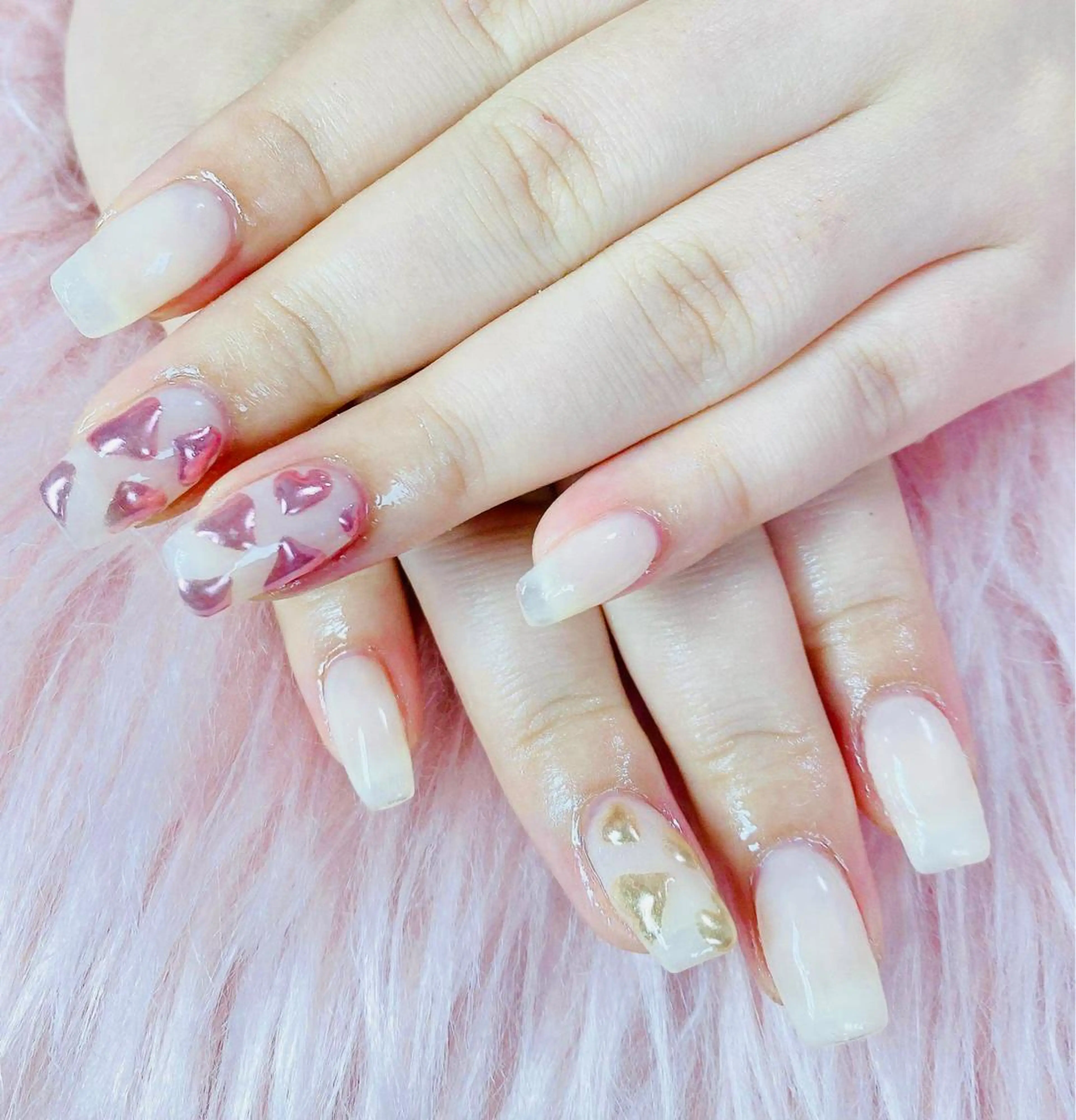 ネイル アートネイル ハート ワンカラーネイル HandSnail自宅サロン所属・HandSnail 座間自宅ネイルサロンのネイルデザイン