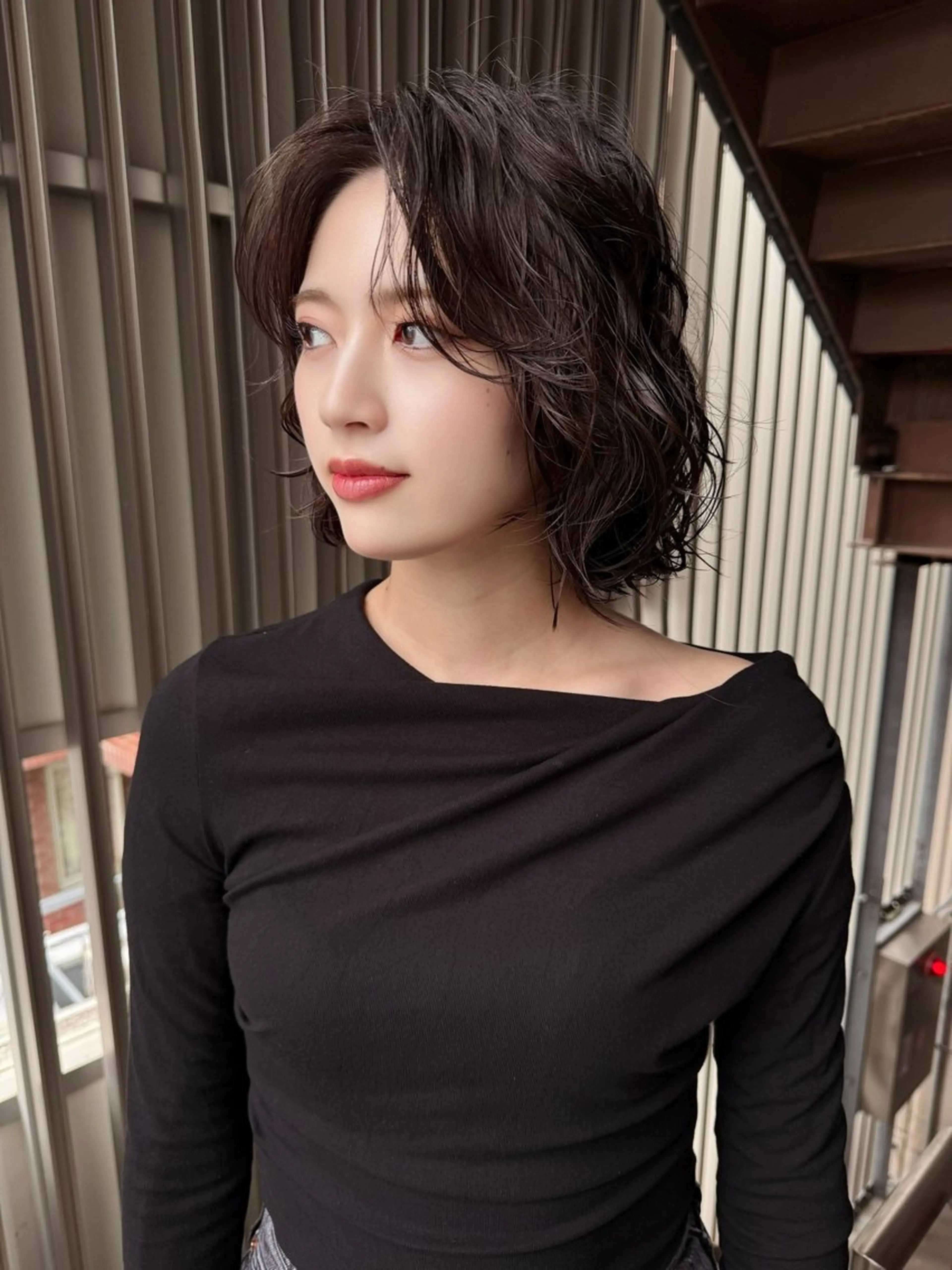 ミディアム パーマ 平 一裕のヘアスタイル