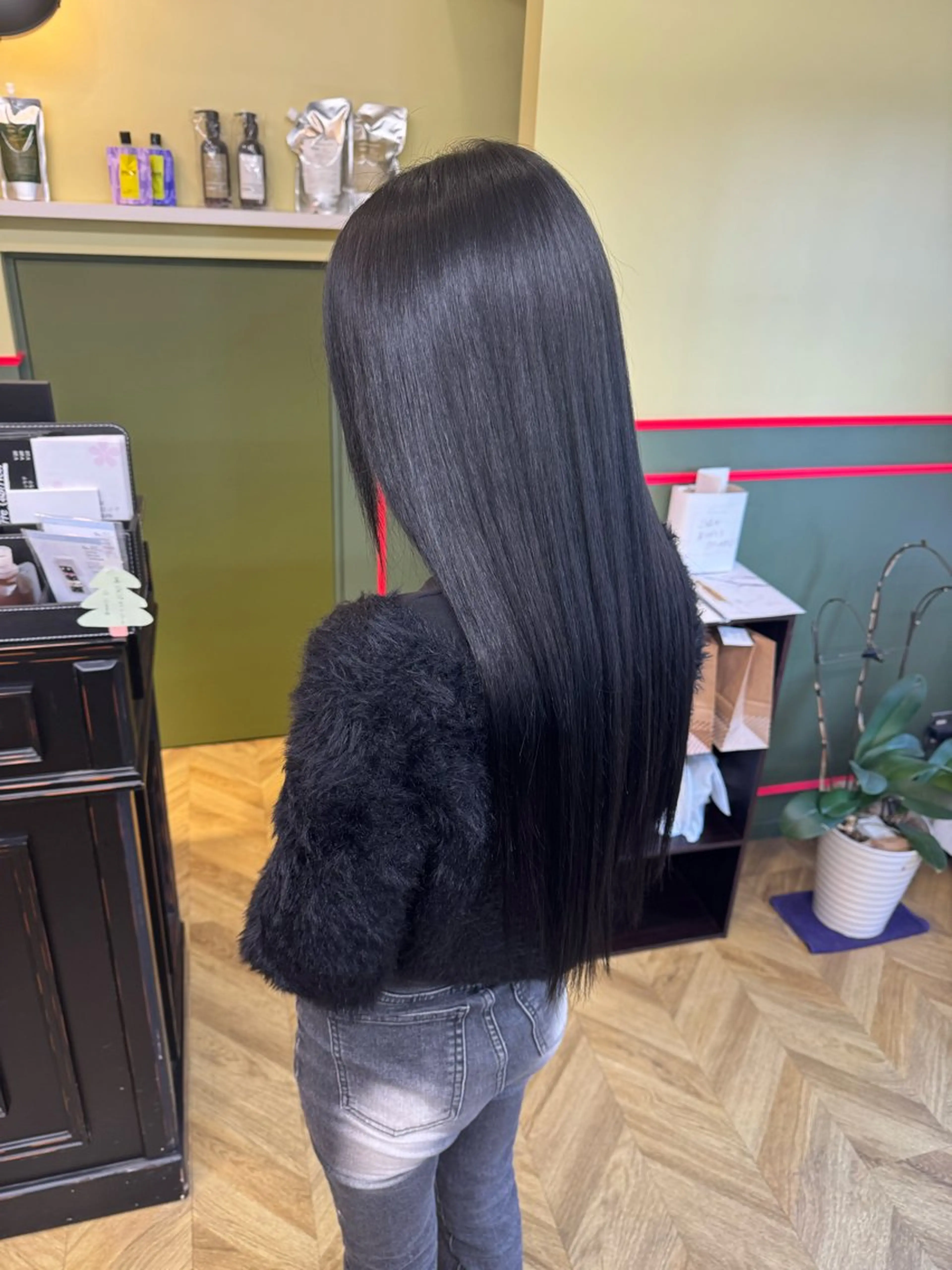 ロング カラー 透明感カラー ヘアカラー cureK所属・米倉 麻衣のヘアスタイル