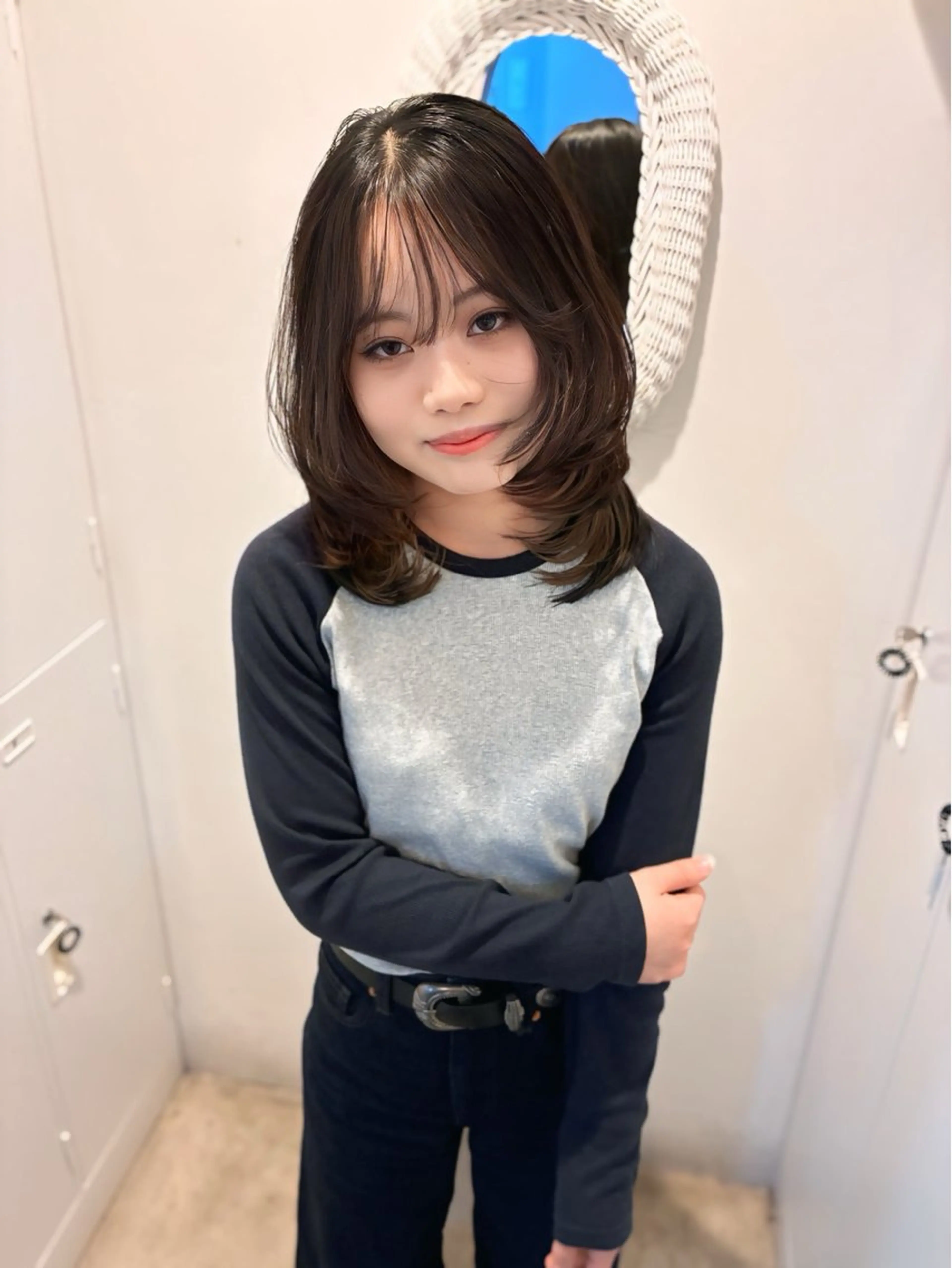 ミディアム レイヤーカット カット ヘアカラー SEIRA🤍 レイヤーカットのヘアスタイル