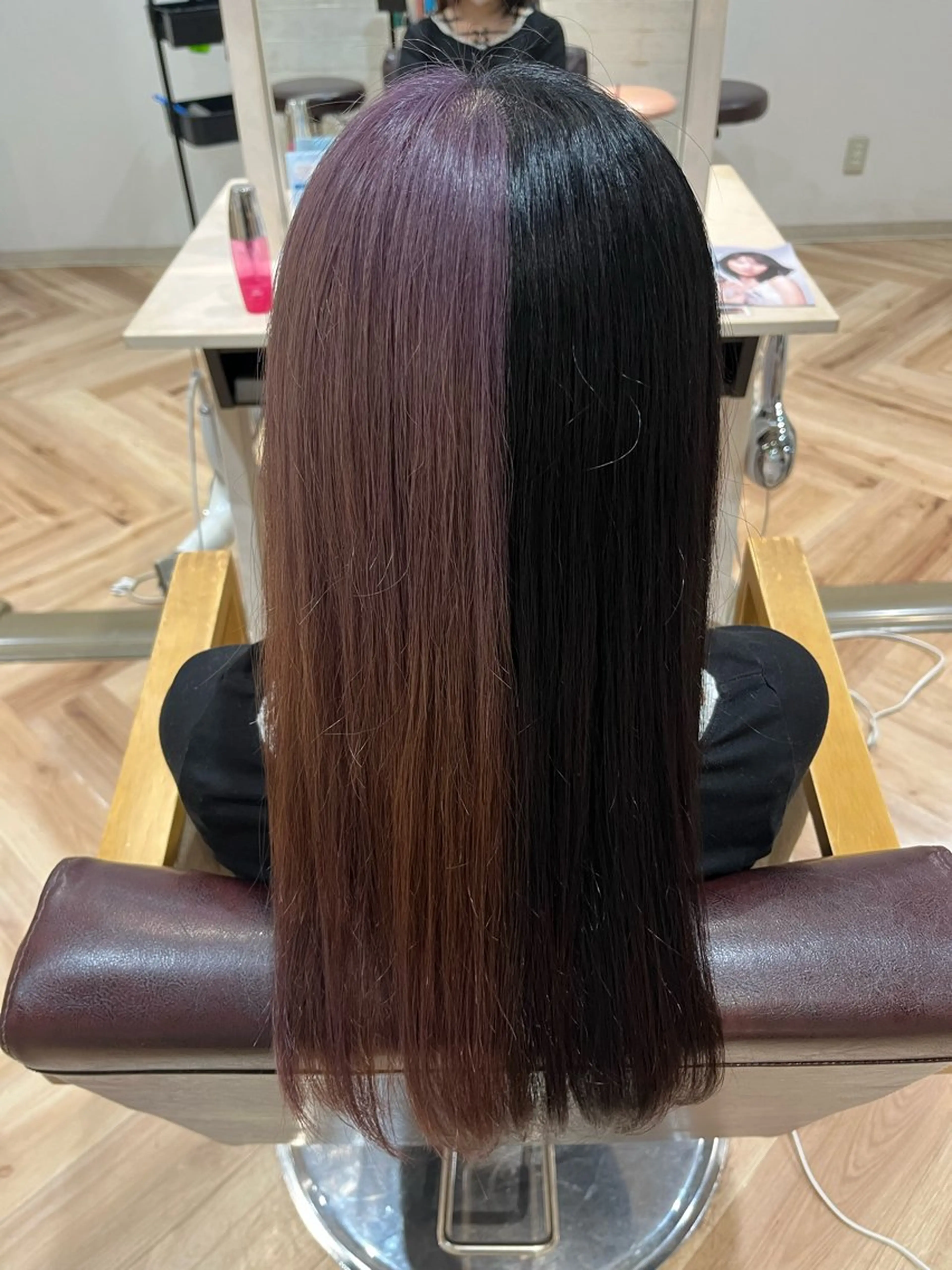 セミロング カラー デザインカラー 田村 桃々のヘアスタイル