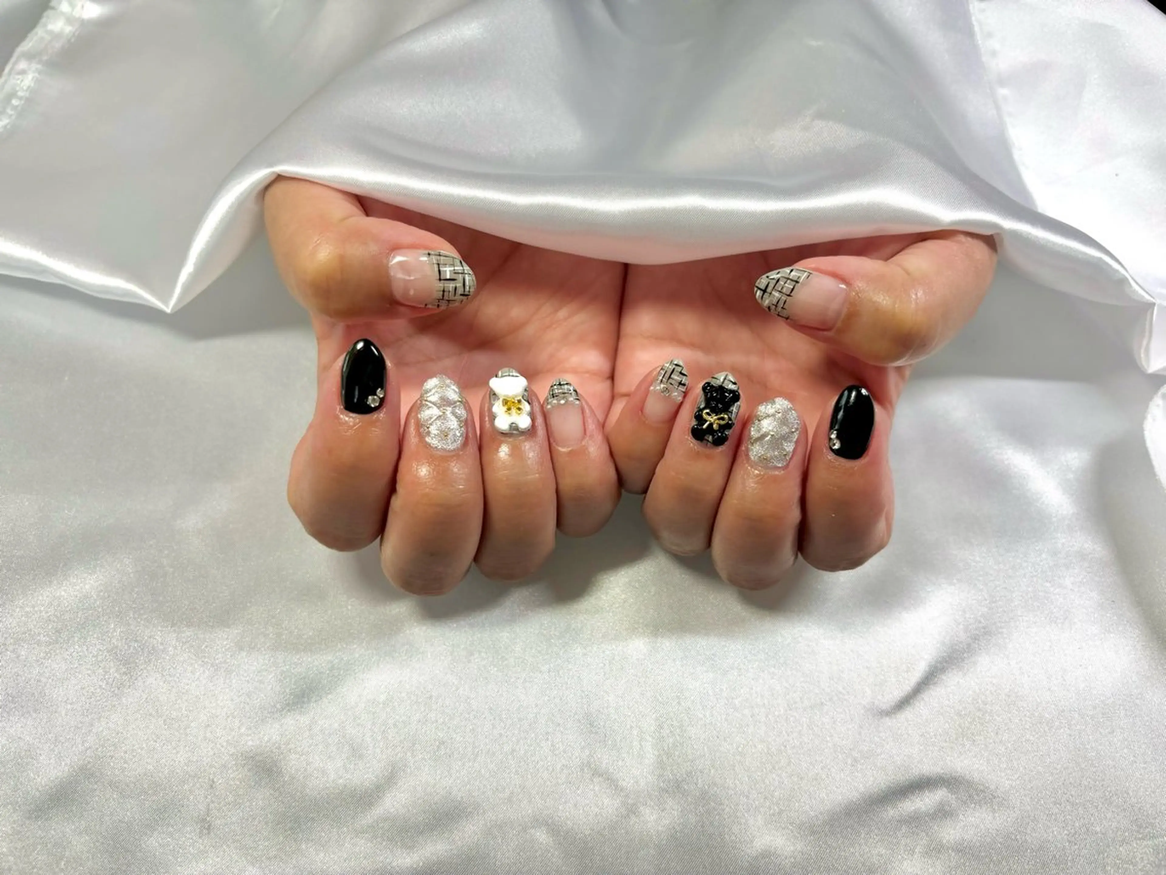 ネイル 山田 麻樹のネイルデザイン