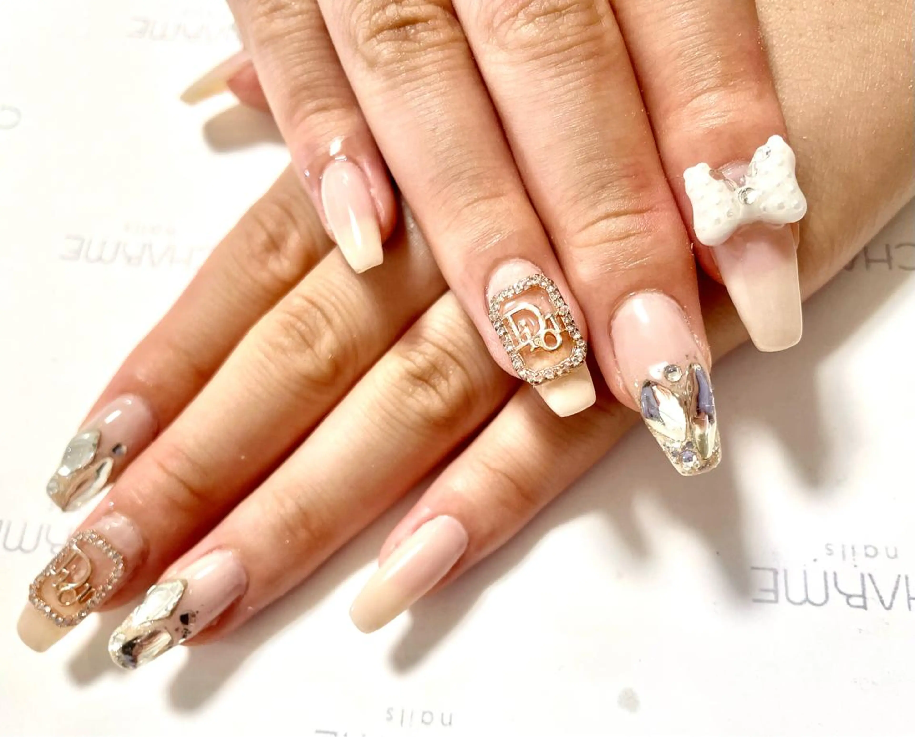 ネイル 🌙🫧CHARME (RUKA)🦋🫧のネイルデザイン