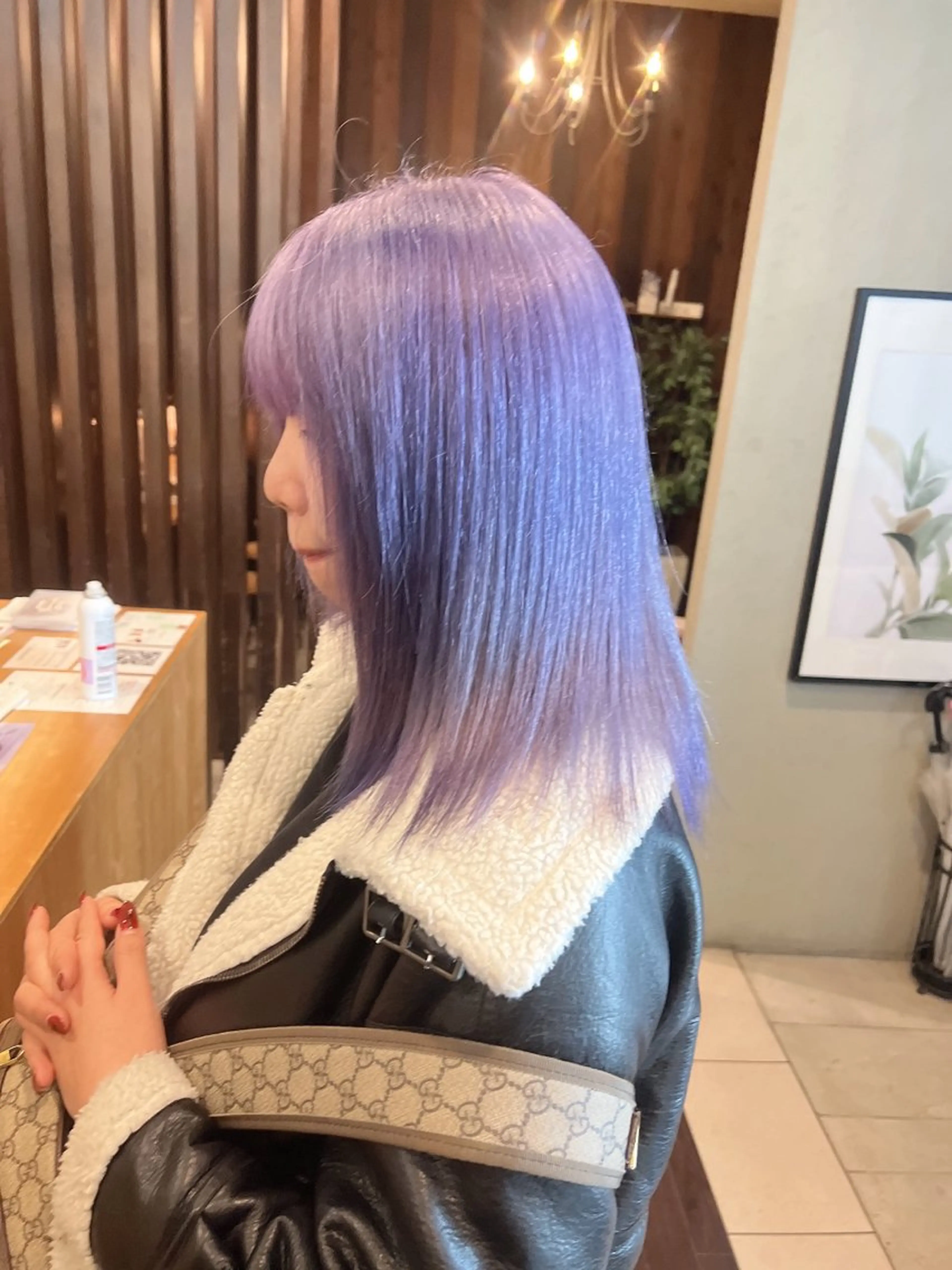 セミロング カラー 具志 正太のヘアスタイル