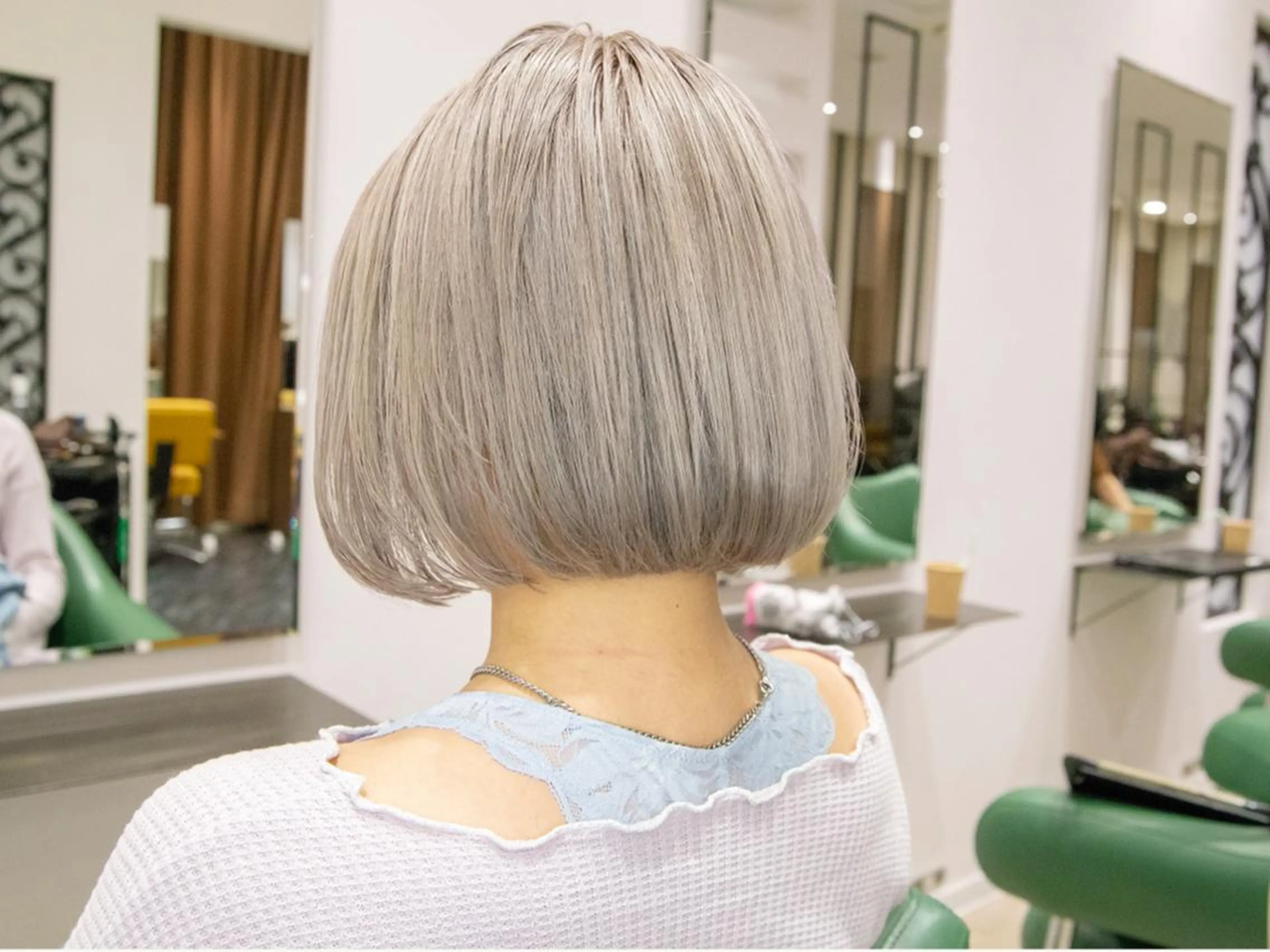 ショート カラー トリートメント Re:ta Hair 飯田淳平のヘアスタイル