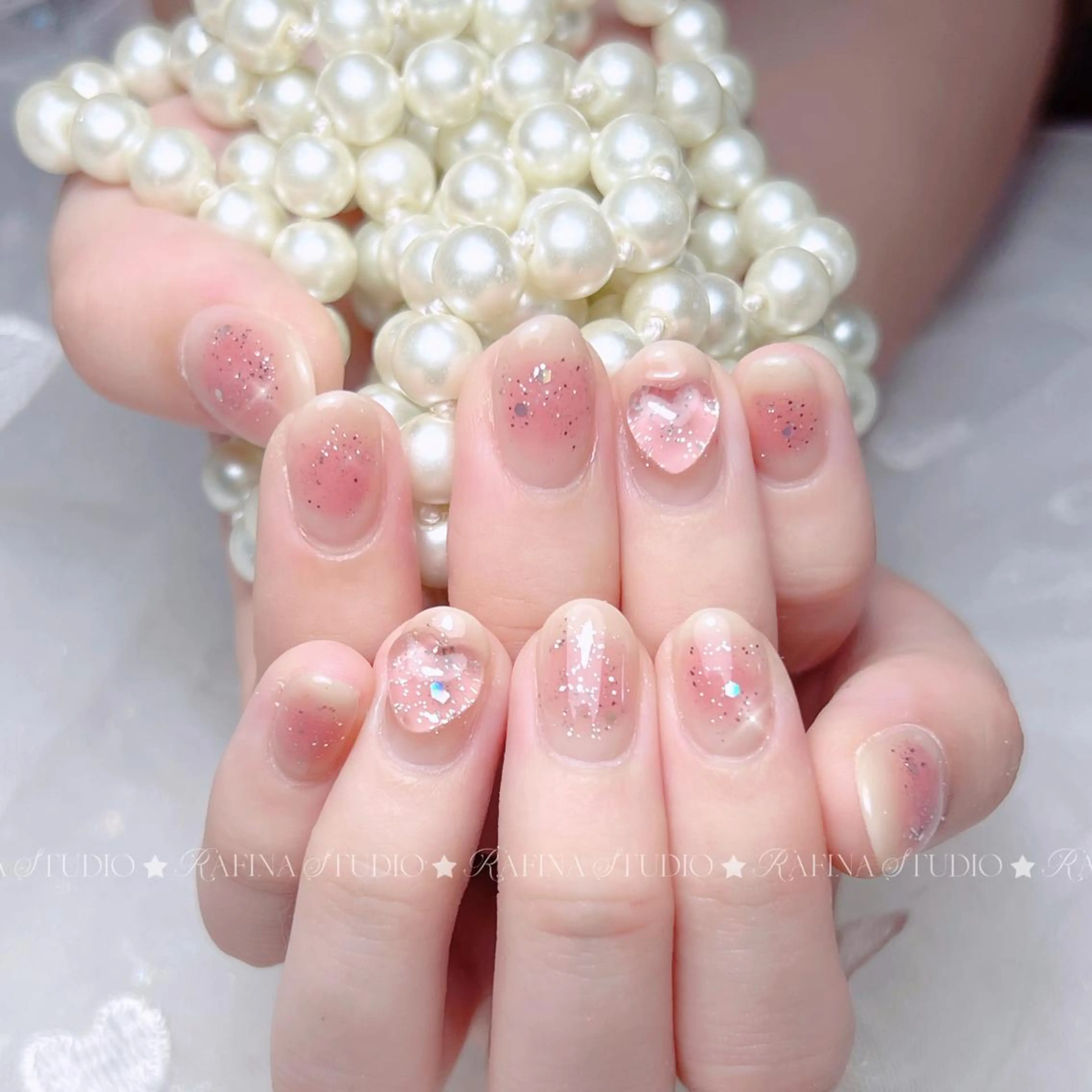 ネイル 玲央 YOYOのネイルデザイン