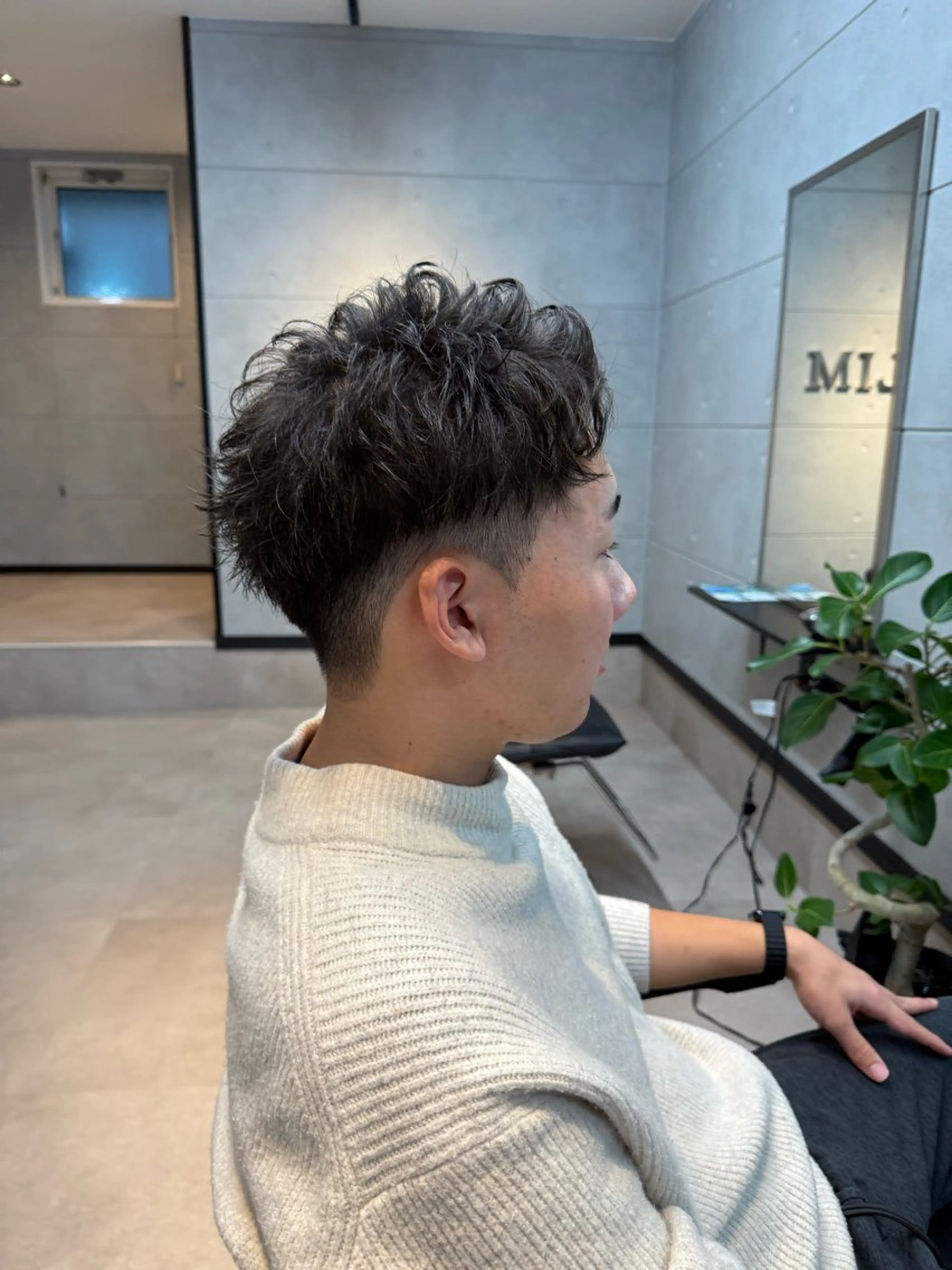 【メンズカット+眉カット】¥5500⇒¥4200 ※当メニューは予約リクエスト制です。の写真