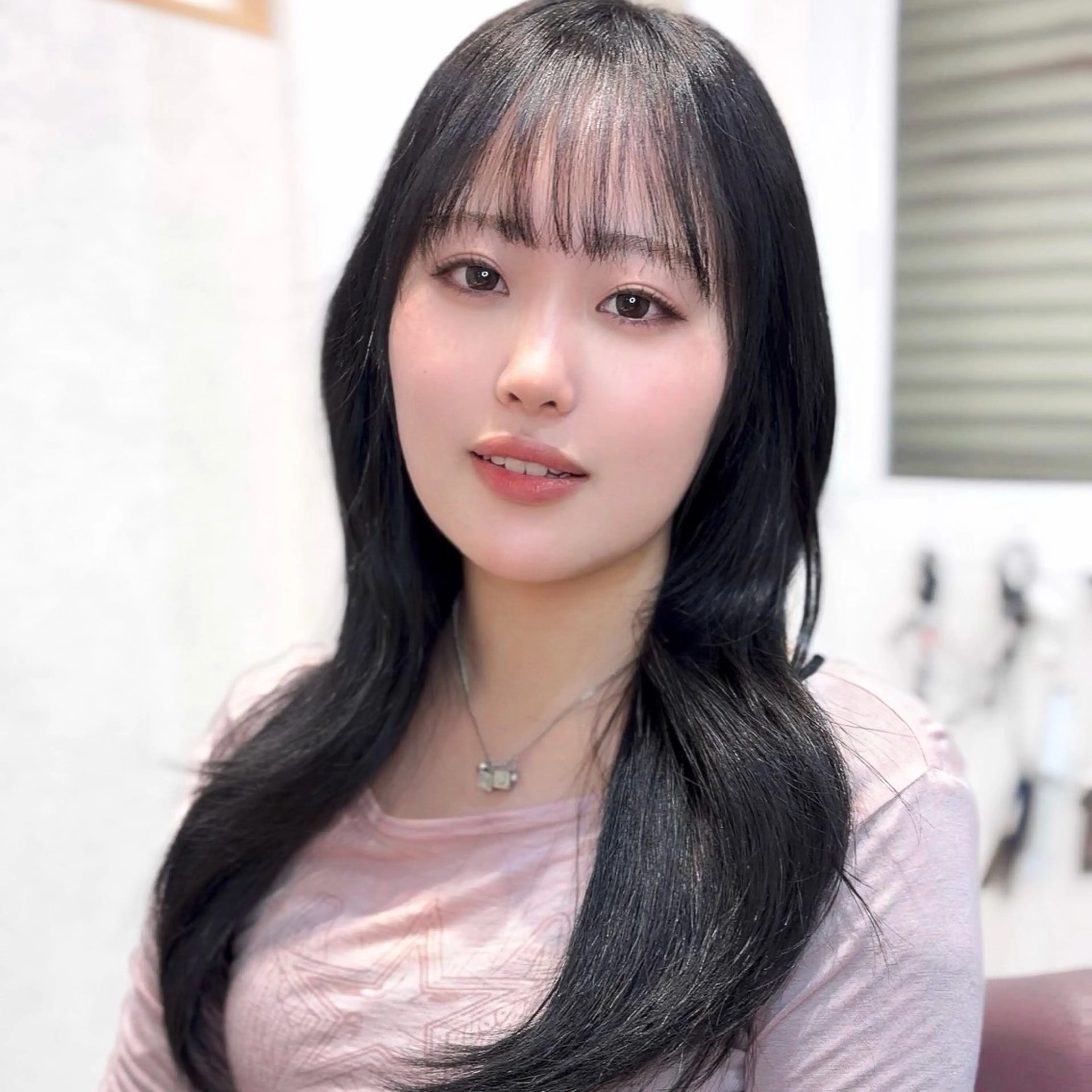 セミロング カラー パーマ suzuka/透明感 /顔周り/美髪矯正のヘアスタイル